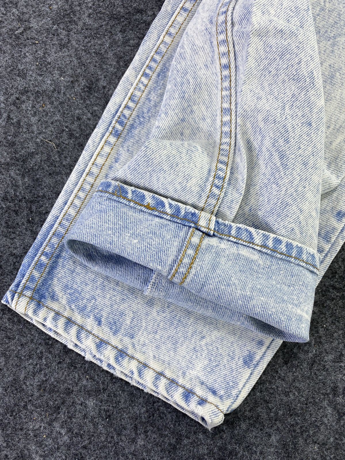 Levi's 90s VINTAGE LEVI'S 550 ACID WASH JEANS - J627 Size US 35 - 7 Thumbnail