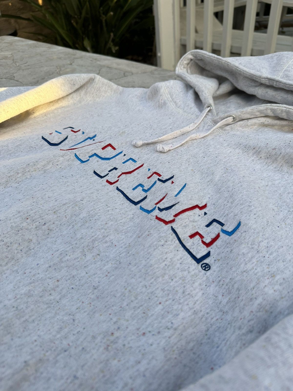 Supreme Supreme Logo Hoodie Size US XL / EU 56 / 4 - 2 Thumbnail