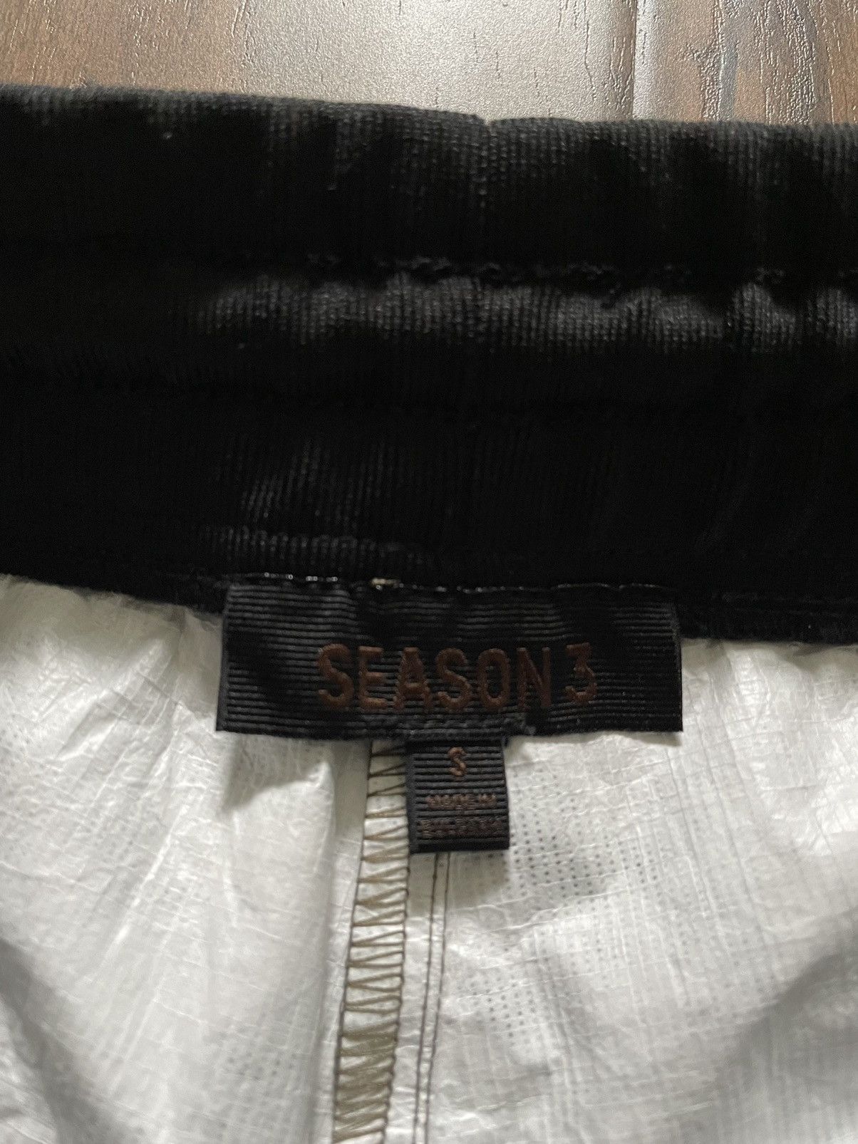 Yeezy Yeezy season 3 tyvek joggers Size US 28 / EU 44 - 3 Thumbnail
