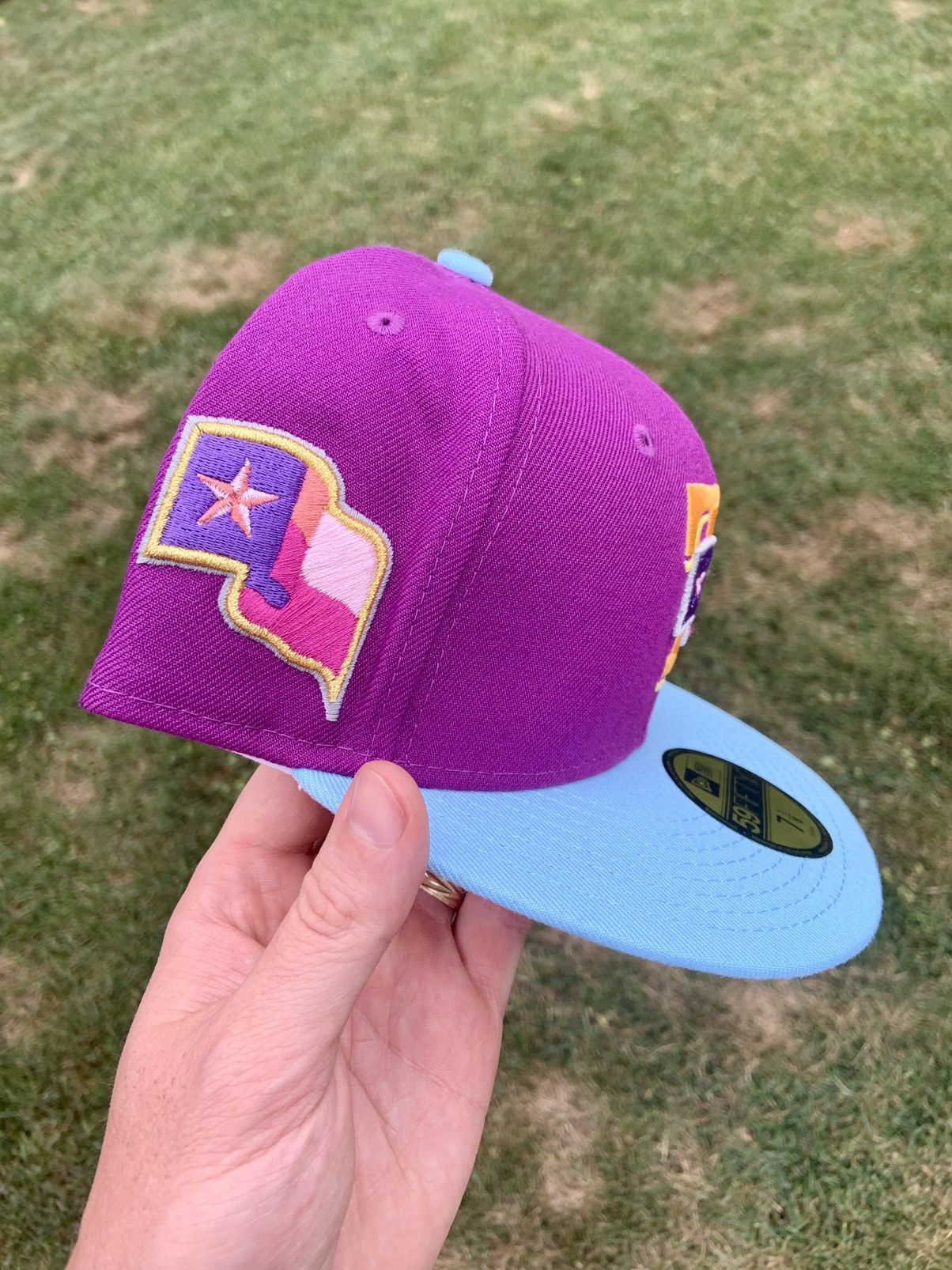 MLB × MyFitteds × New Era Myfitteds Exclusive Texas Rangers Fitted 7 1/8 Size ONE SIZE - 2 Thumbnail