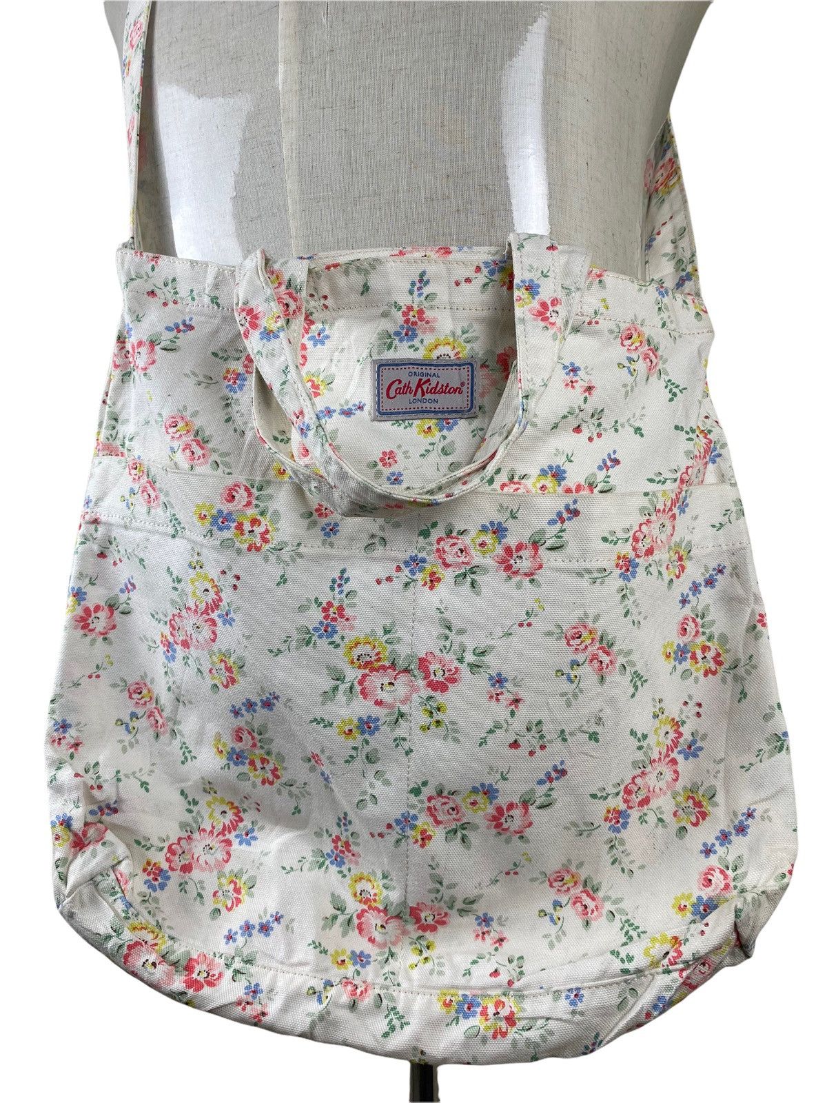 Japanese Brand Cath Kidston Floral Sling / Tote Bag Size ONE SIZE - 2 Thumbnail