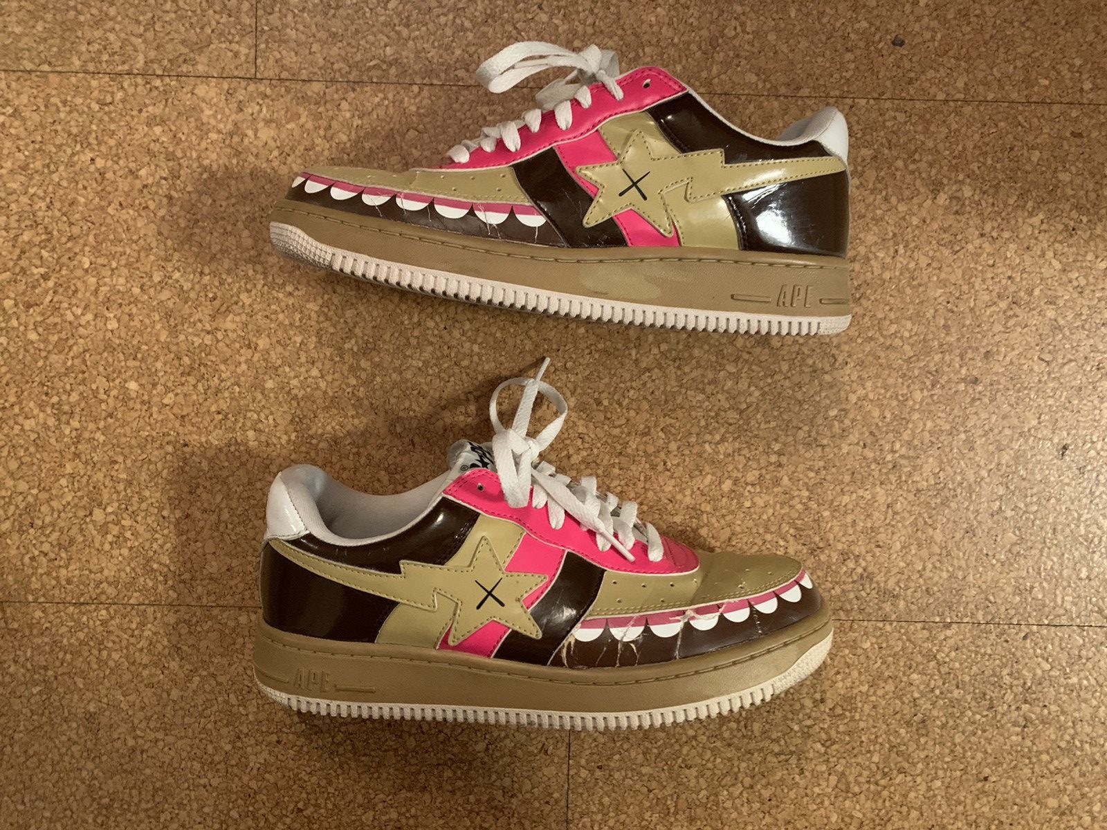 Bape Kaws Bapesta Chompers 2006 Coffee Brown/ Pink | Grailed