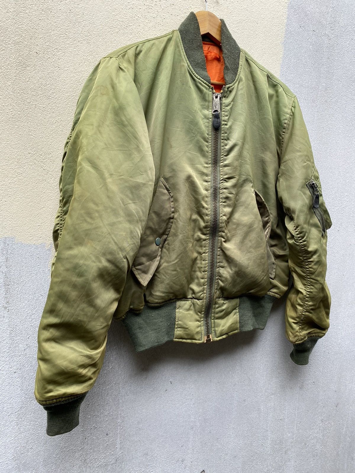 Alpha Industries ☄️Reversible ☄️Type MA-1 Olive Green Colour Faded Jackets Size US M / EU 48-50 / 2 - 2 Thumbnail