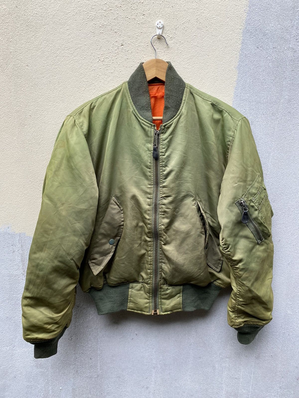 Alpha Industries ☄️Reversible ☄️Type MA-1 Olive Green Colour Faded Jackets Size US M / EU 48-50 / 2 - 3 Thumbnail