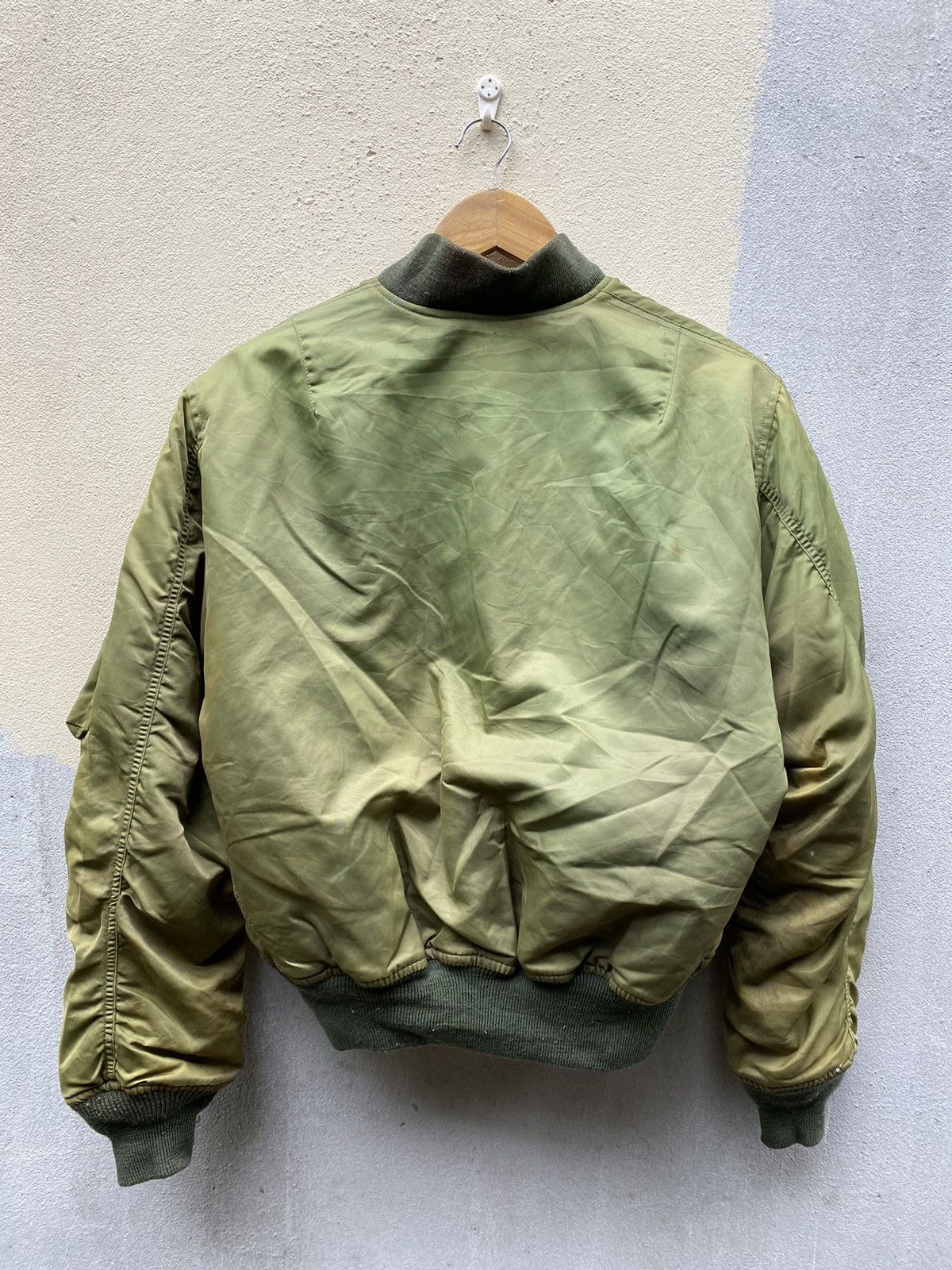 Alpha Industries ☄️Reversible ☄️Type MA-1 Olive Green Colour Faded Jackets Size US M / EU 48-50 / 2 - 5 Thumbnail