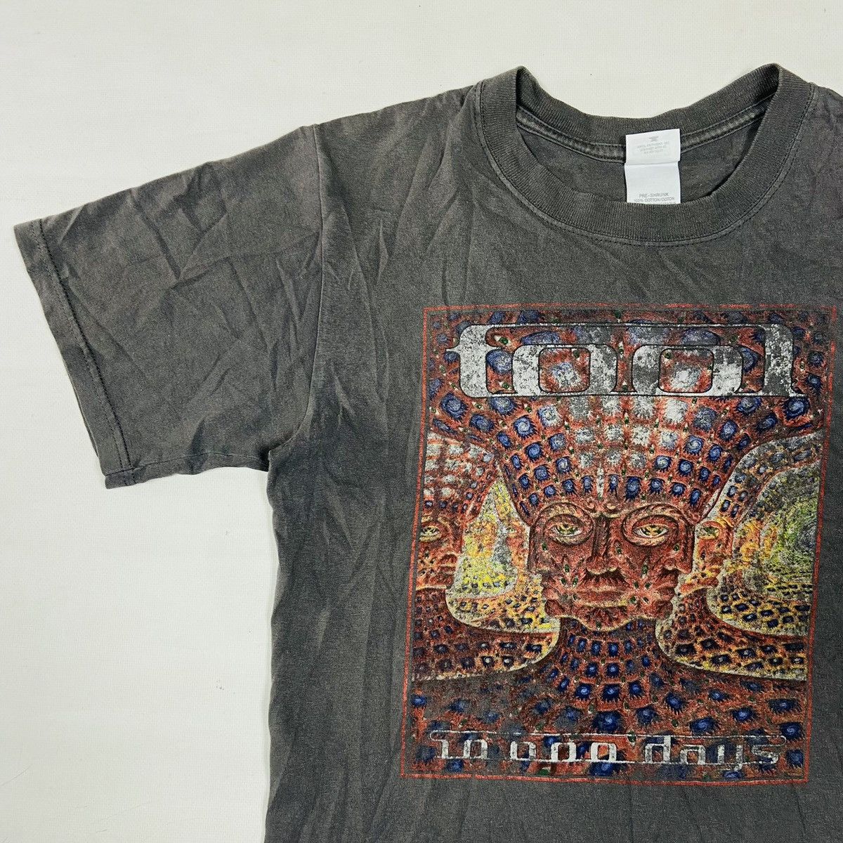 Band Tees 2006 ARCHIVE TOOL 10,000 DAYS RARE SUNFADED BOXY TEE - № 223 Size US S / EU 44-46 / 1 - 2 Thumbnail