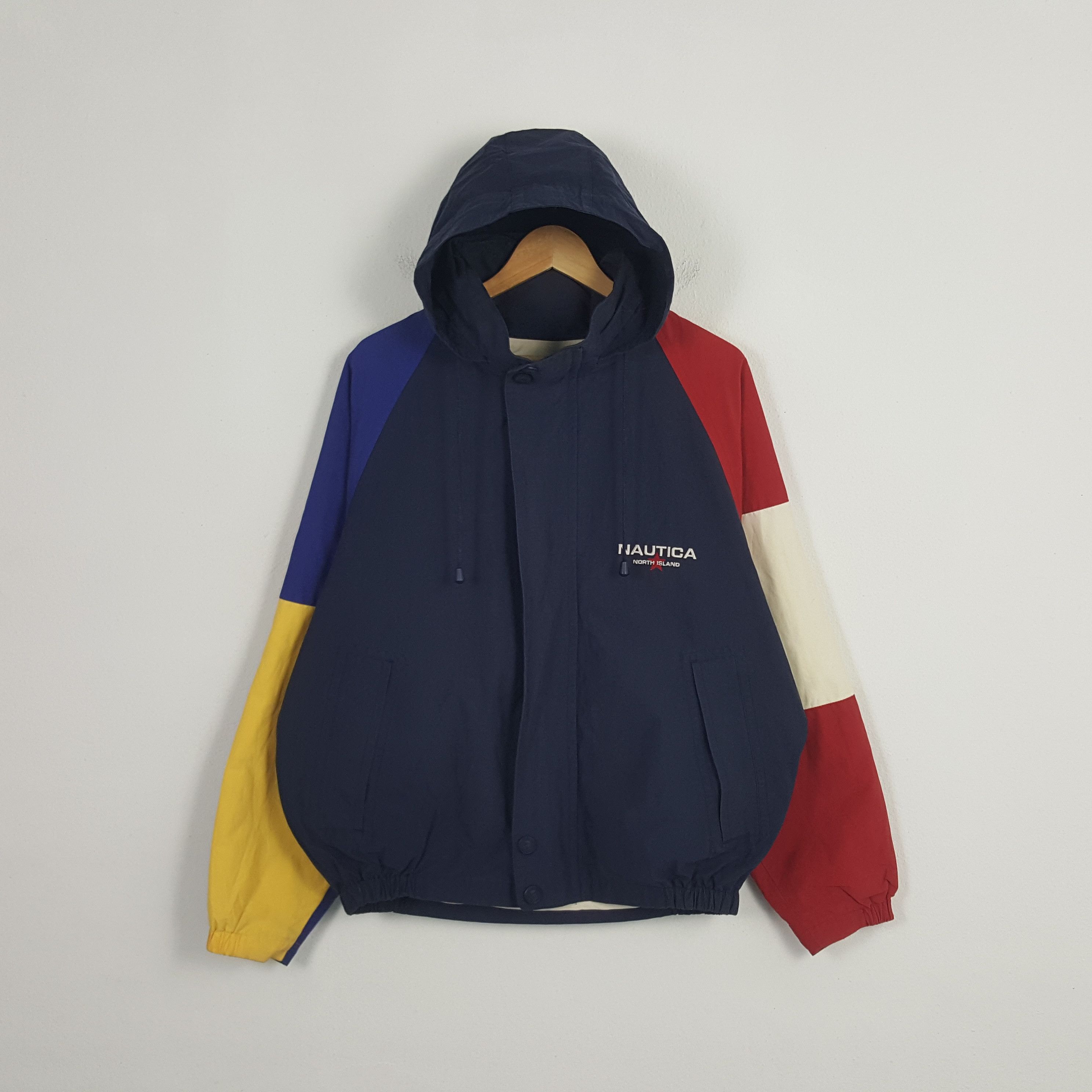 Nautica × Vintage Vintage Nautica Windbreaker Jacket Size US L / EU 52-54 / 3 - 1 Thumbnail