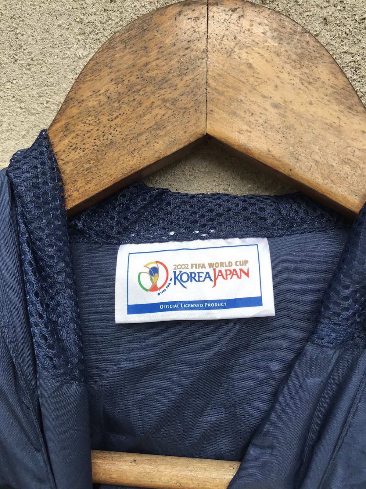 Japanese Brand FIFA WORLD CUP KOREA JAPAN 2002 HOODIE JACKET Size US XL / EU 56 / 4 - 9 Thumbnail