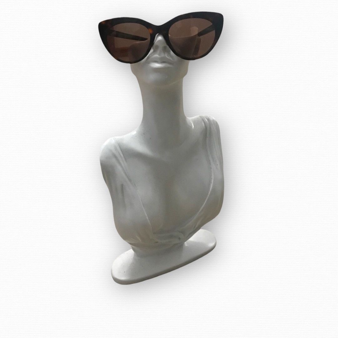O by Oscar de La Renta