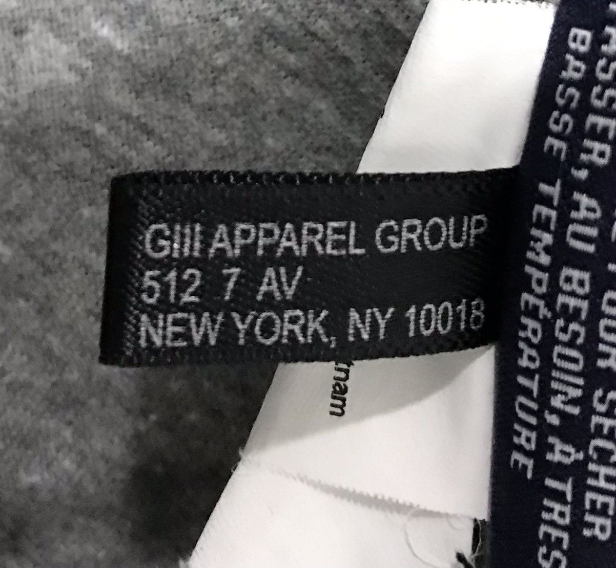 Tommy Hilfiger Vintage Tommy Hilfiger Navy Jacket Size US S / EU 44-46 / 1 - 16 Thumbnail