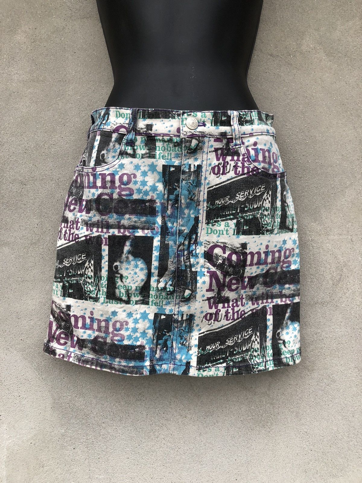 Japanese Brand Full Print Mini Skirt Hysteric Glamour Inspired Size 26" / US 2 / IT 38 - 1 Thumbnail