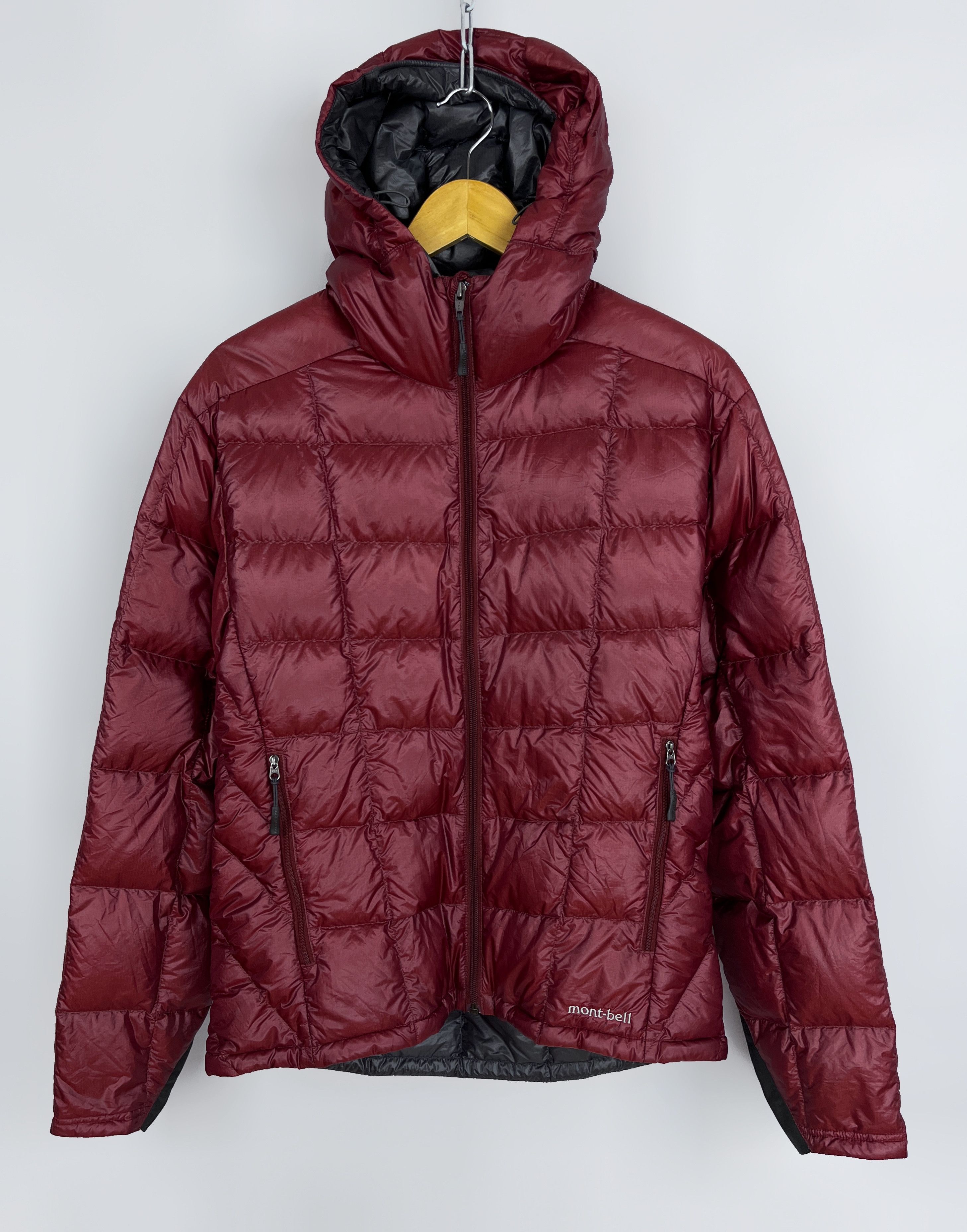 image of Mint Men's Montbell 800 Fp Puffer Hooded Jacket Burgundy (Size Small)