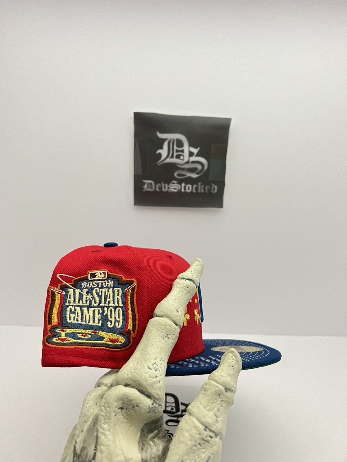 Hat Club × MyFitteds × New Era 7 5/8 - Dunk SB Boston Red Sox 1999 Quagmire Fitted Hat Size ONE SIZE - 3 Thumbnail