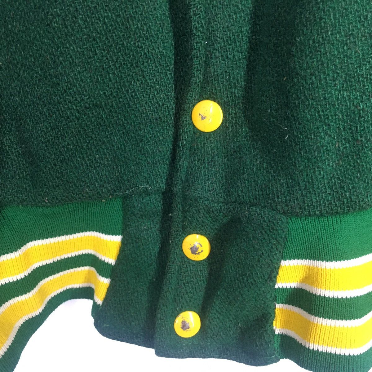 Vintage Vintage Varsity Jacket Nice Design Size US L / EU 52-54 / 3 - 4 Thumbnail
