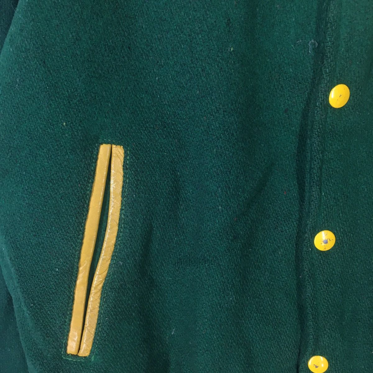 Vintage Vintage Varsity Jacket Nice Design Size US L / EU 52-54 / 3 - 7 Thumbnail