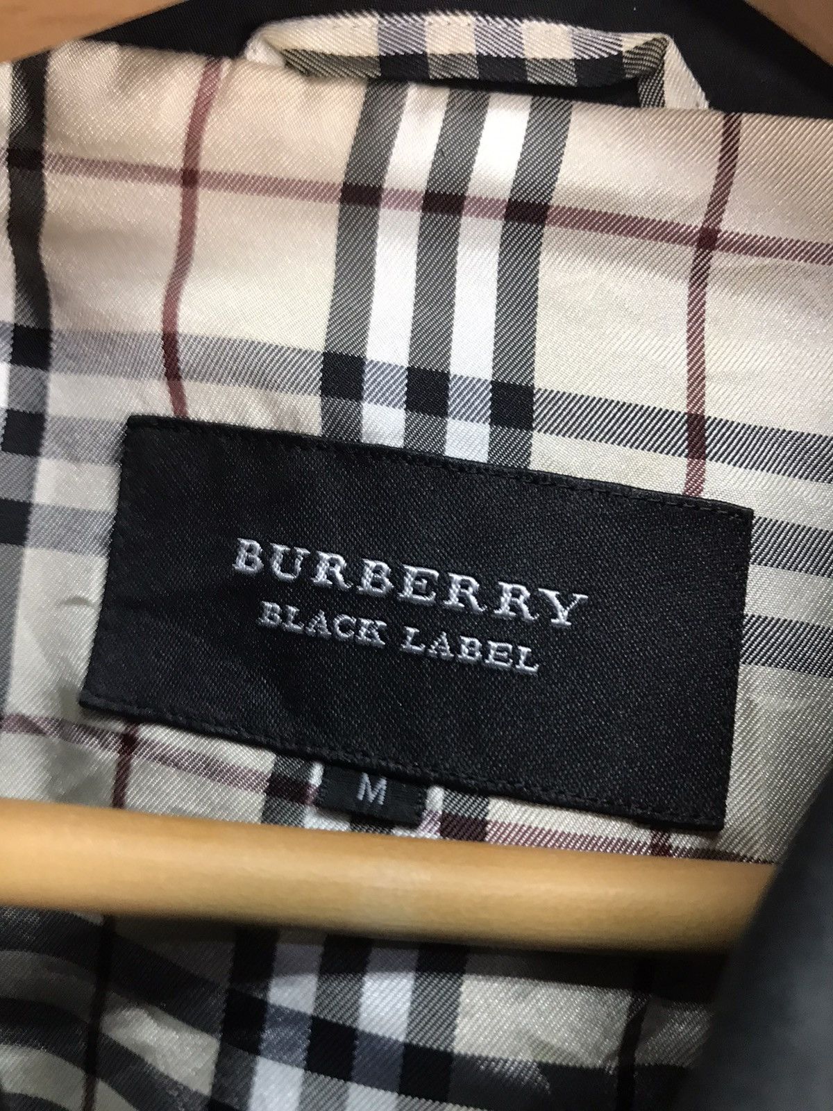 Burberry Burberry black label distressed jacket Size US M / EU 48-50 / 2 - 3 Thumbnail