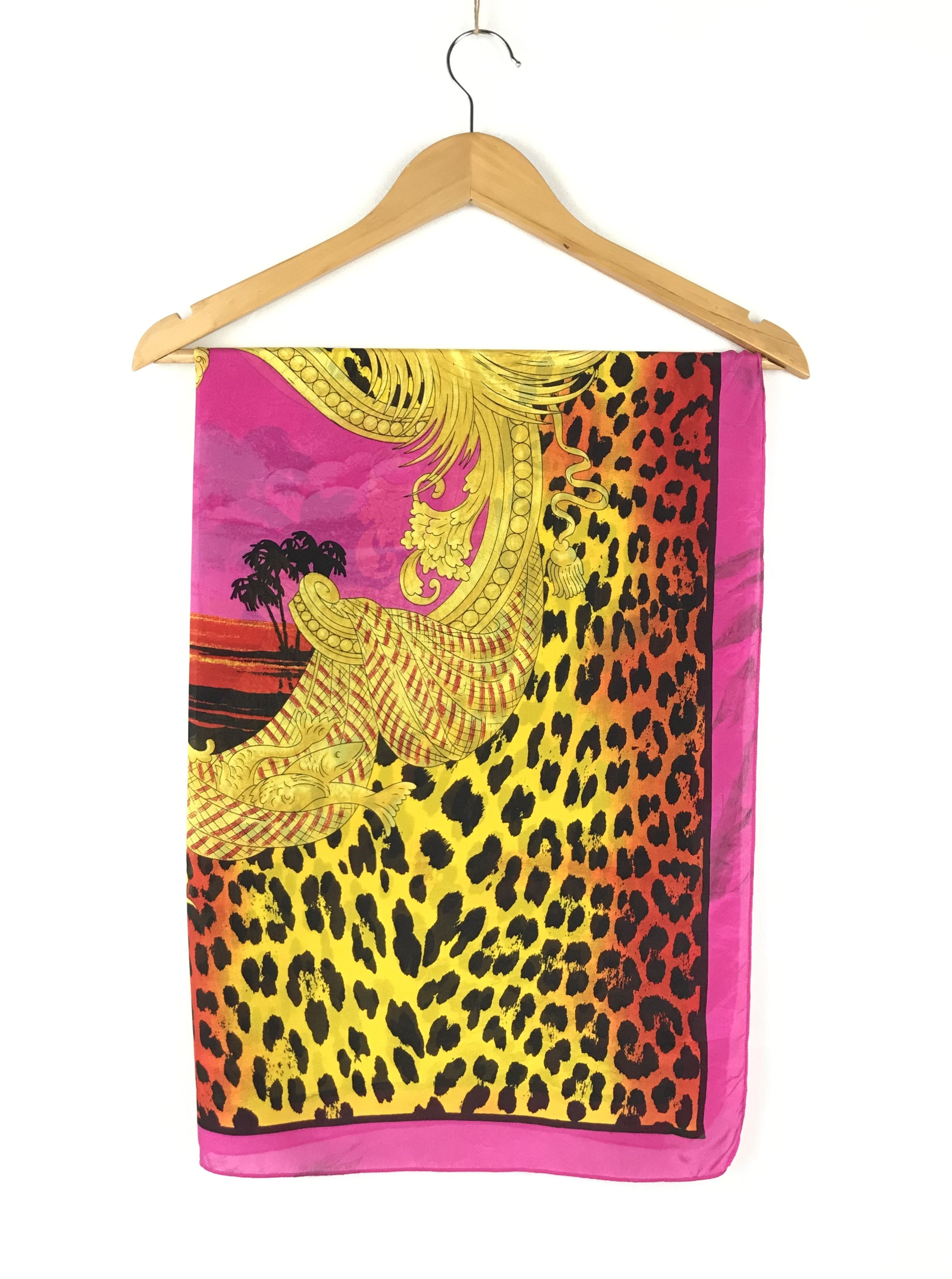 Designer × Versace VC801 Vintage Versace Leopard Silk Scarf Size ONE SIZE - 4 Thumbnail