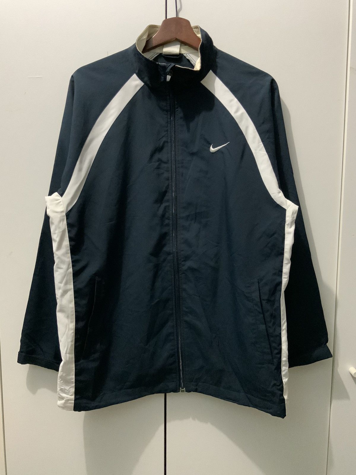 Nike Vintage 90s Nike Swoosh Light Jacket Size US L / EU 52-54 / 3 - 1 Thumbnail