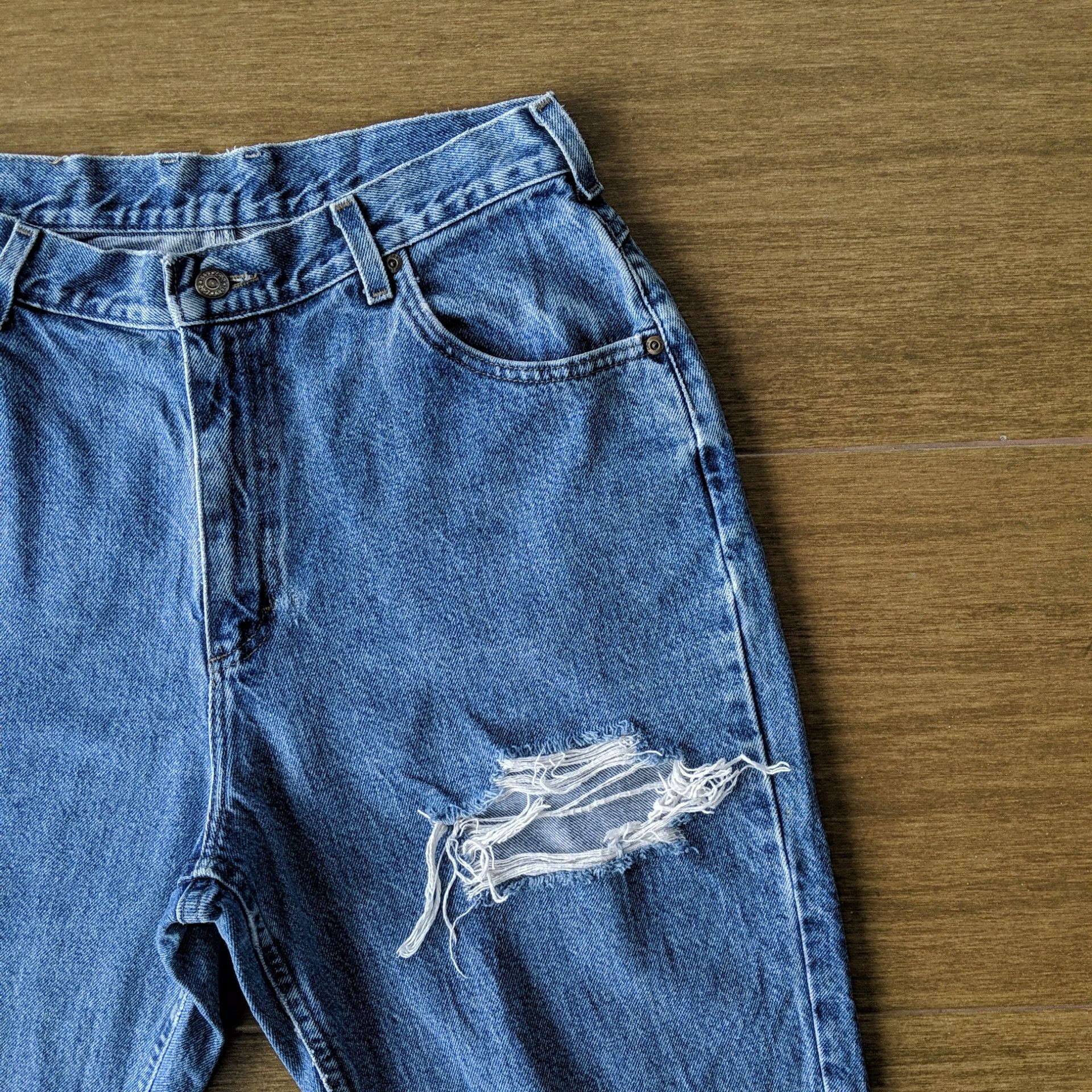 Japanese Brand Vintage Lee w30x26 Distressed Cut Denim Jeans Pants Size US 30 / EU 46 - 4 Thumbnail