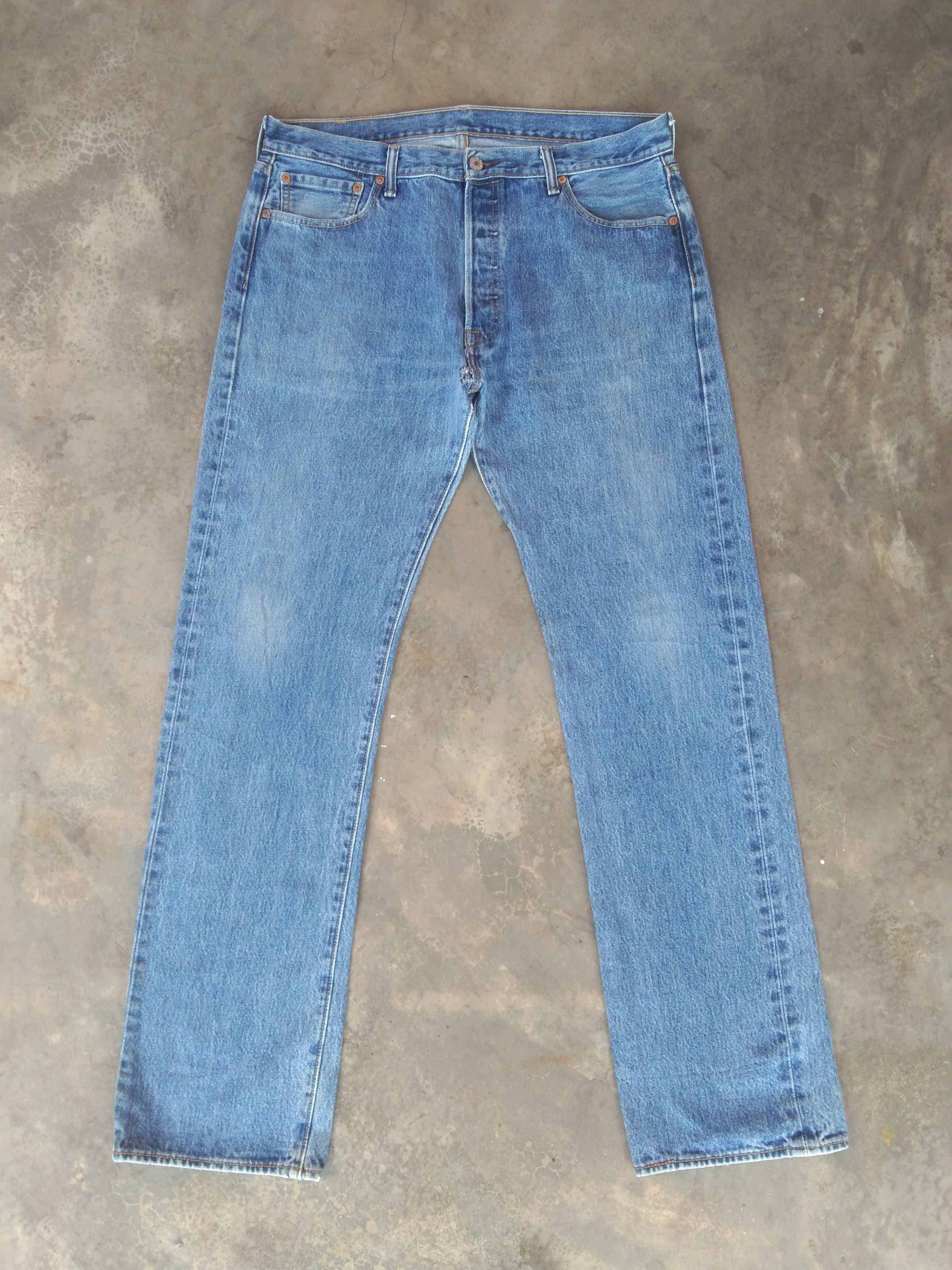 Levi's Vintage Levi's 501 Straight Leg Jeans 36x34 Size US 36 / EU 52 - 1 Thumbnail