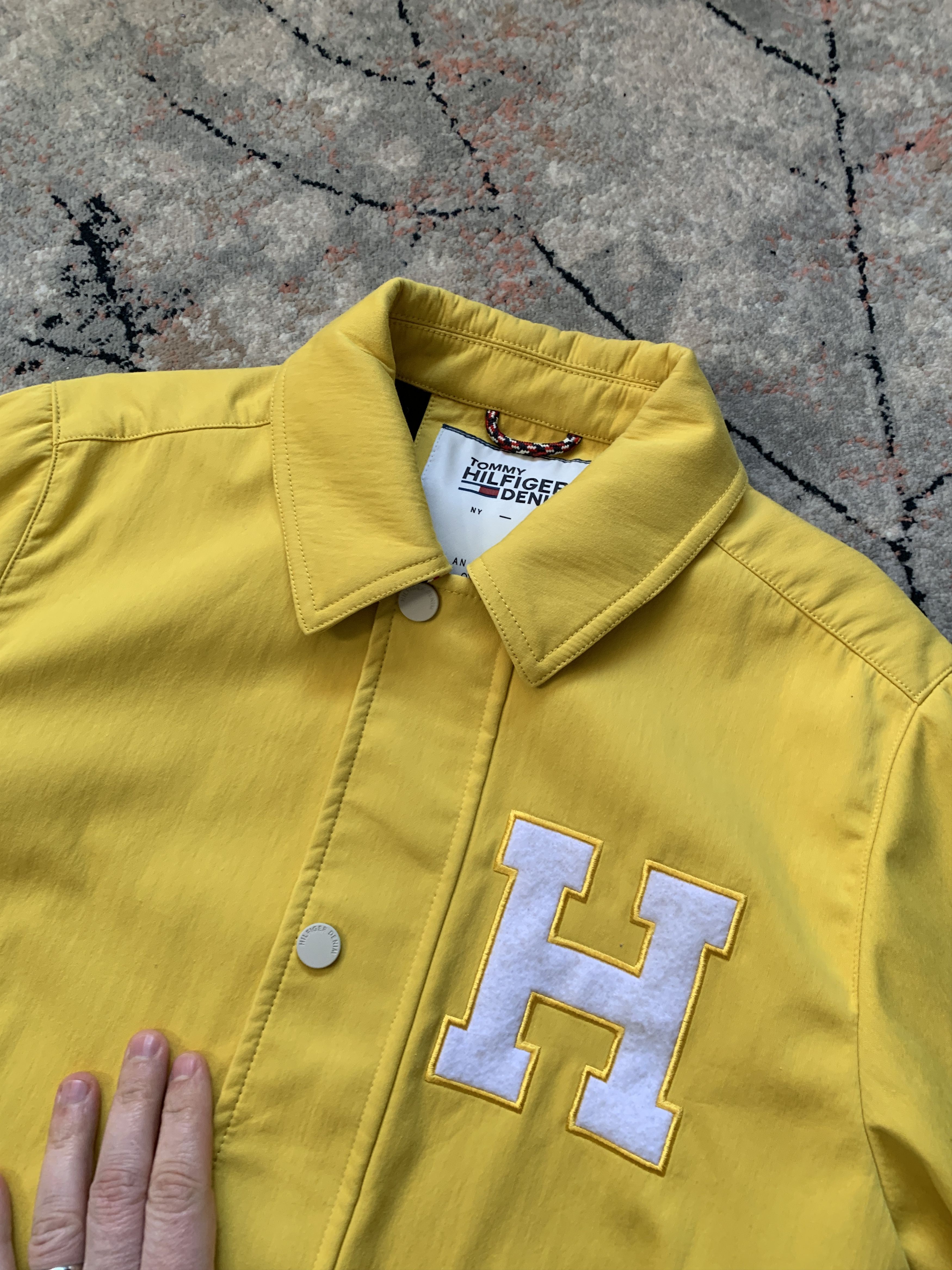 Tommy Hilfiger Tommy Hilfiger Denim Jacket Size US S / EU 44-46 / 1 - 6 Thumbnail