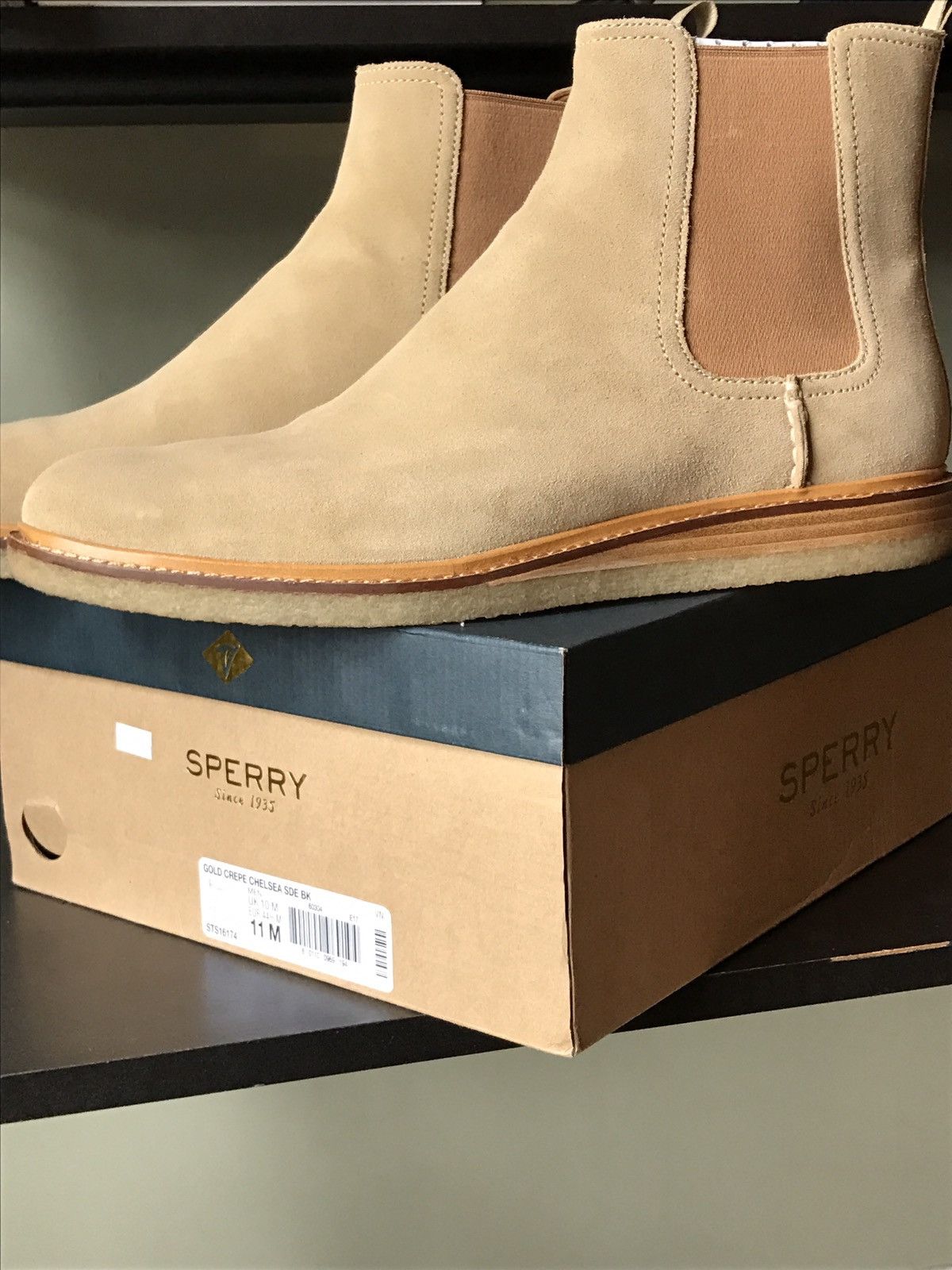 Sperry gold crepe clearance chelsea