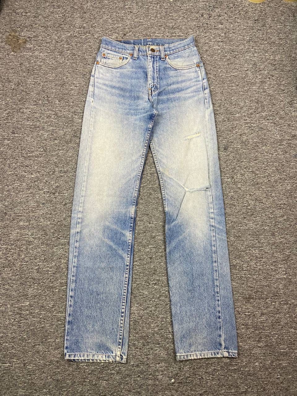 Levi's Vintage Clothing Vintage 90s Distressed Levis 505 Jeans Faded Wash Denim Size US 27 - 1 Thumbnail