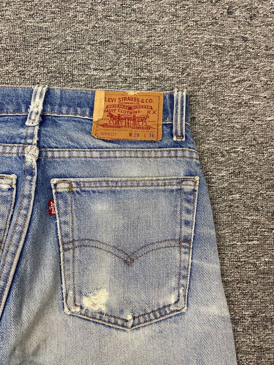 Levi's Vintage Clothing Vintage 90s Distressed Levis 505 Jeans Faded Wash Denim Size US 27 - 10 Thumbnail