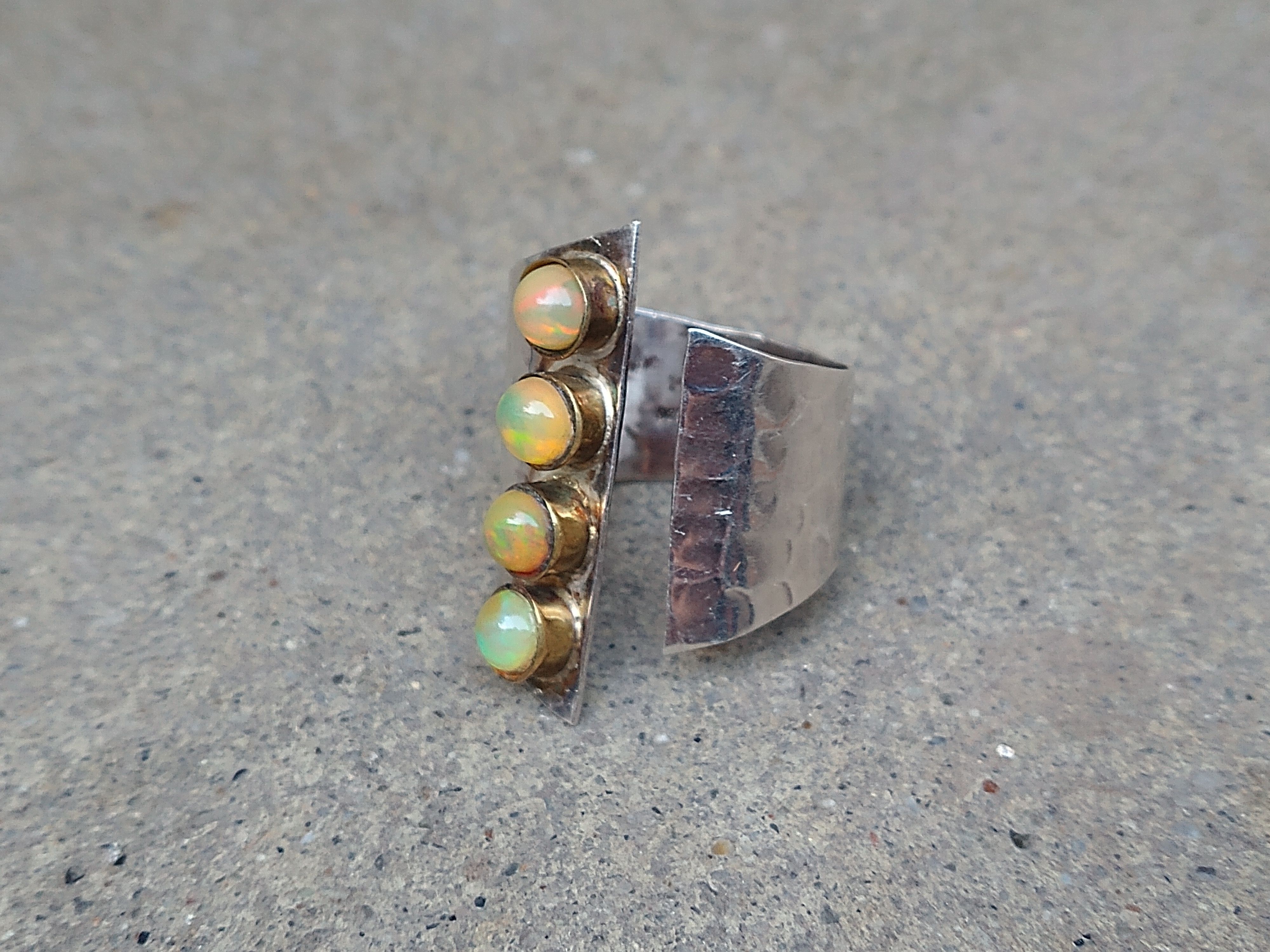 Other Vintage Sterling Silver Ring Jelly Opal Size 9 Hammered 6.3g Size ONE SIZE - 3 Thumbnail