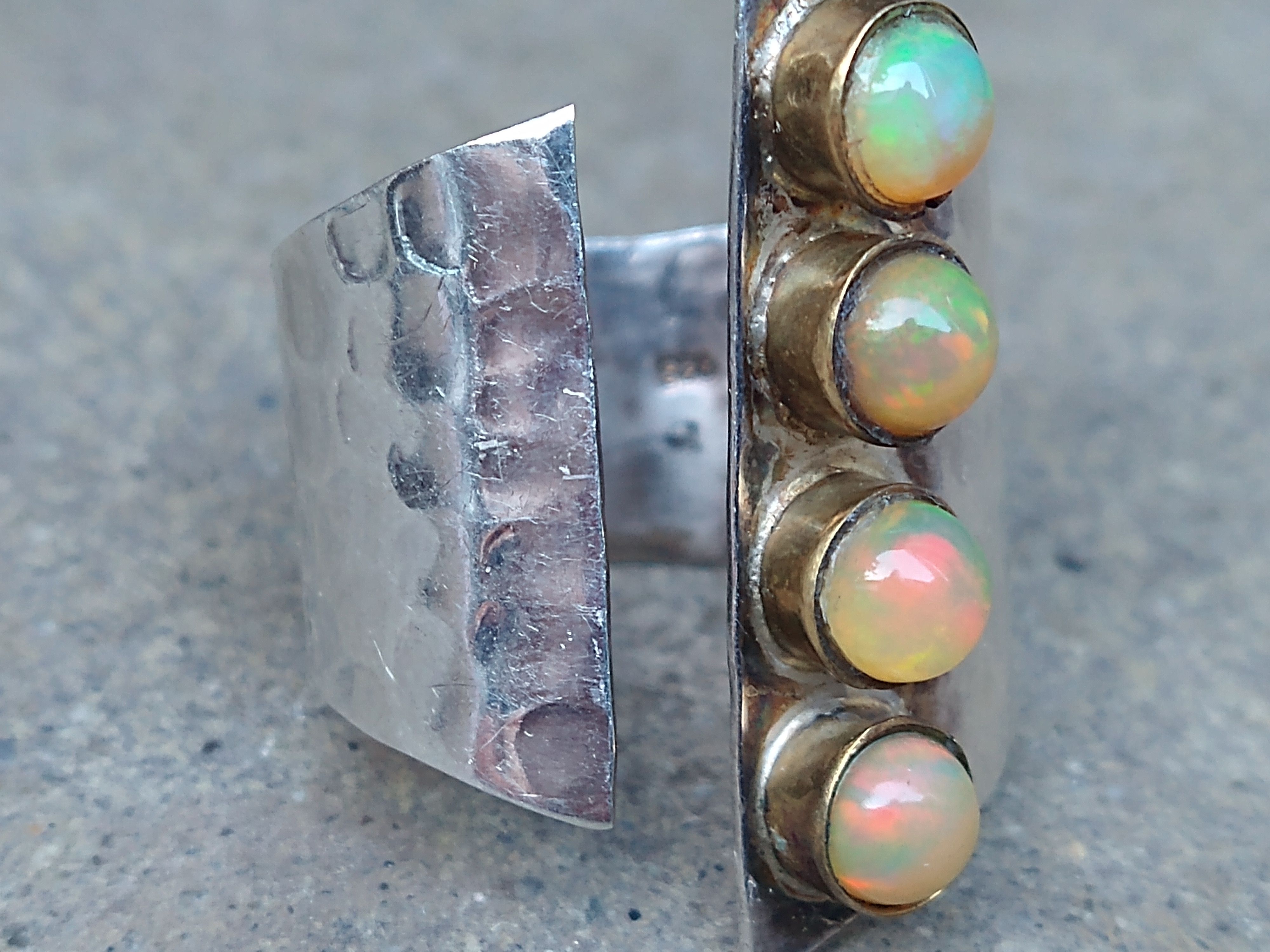 Other Vintage Sterling Silver Ring Jelly Opal Size 9 Hammered 6.3g Size ONE SIZE - 4 Thumbnail