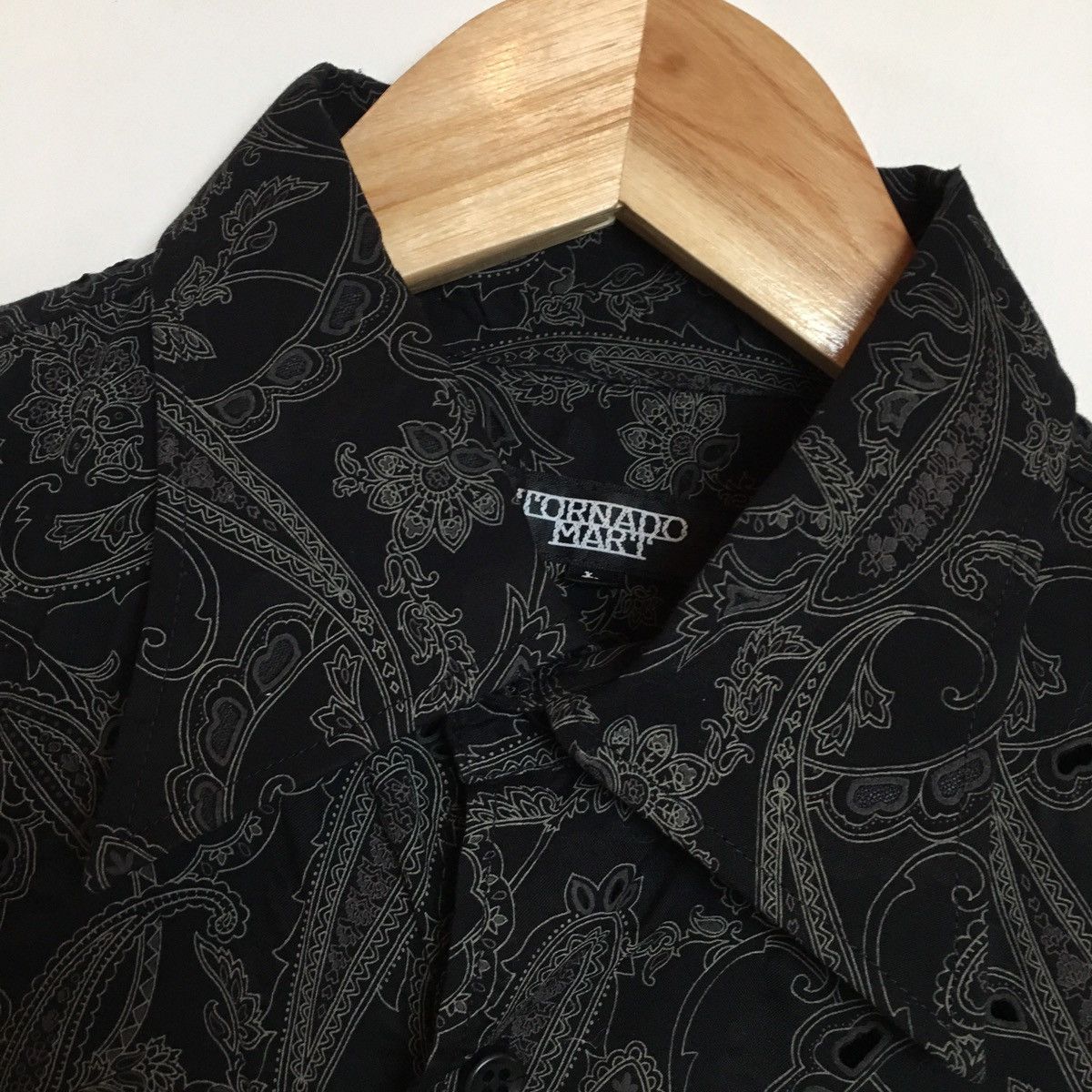 Tornado Mart Tornado Mart Japan Bandana Pattern Black Shirt / Y2K Size US L / EU 52-54 / 3 - 6 Thumbnail
