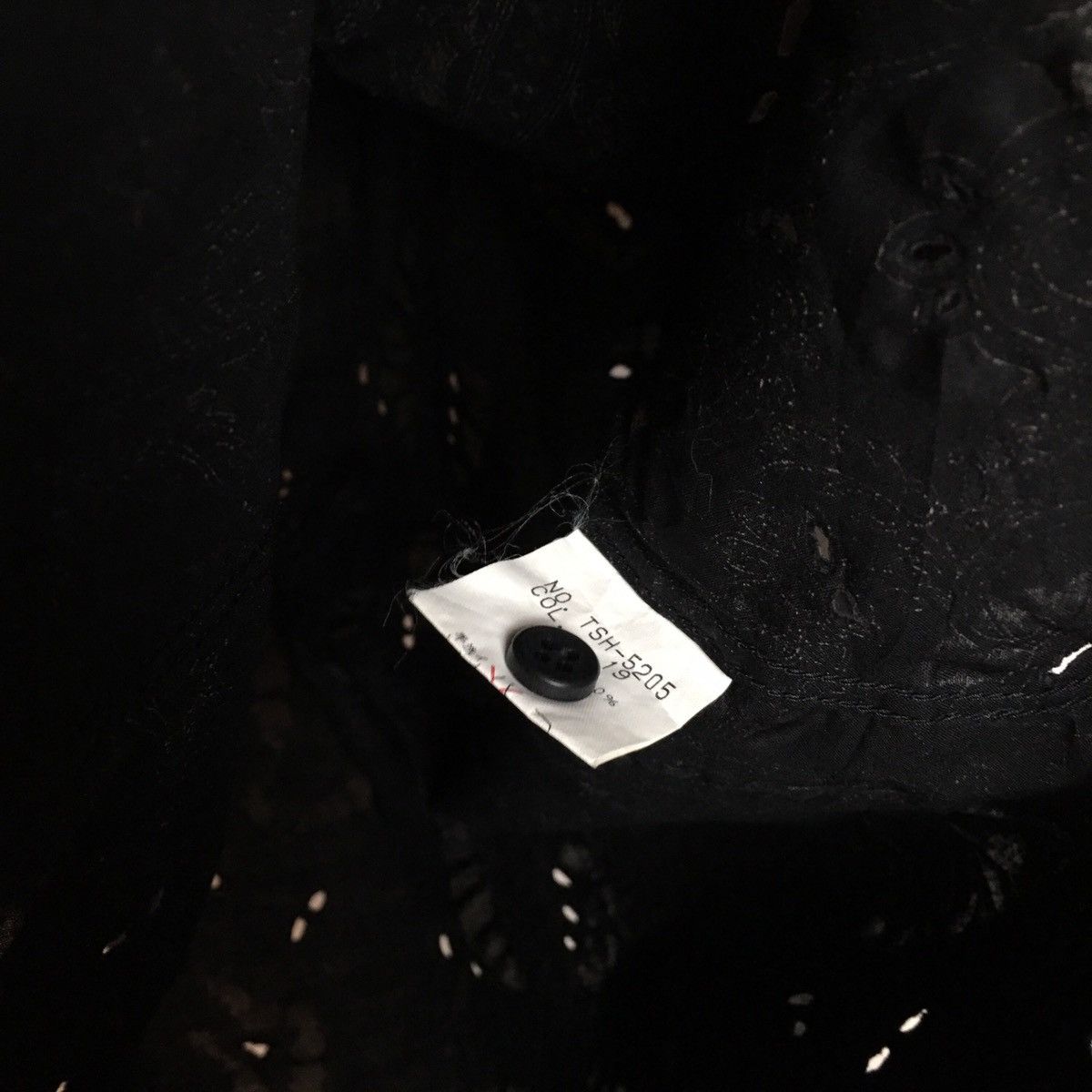 Tornado Mart Tornado Mart Japan Bandana Pattern Black Shirt / Y2K Size US L / EU 52-54 / 3 - 7 Thumbnail