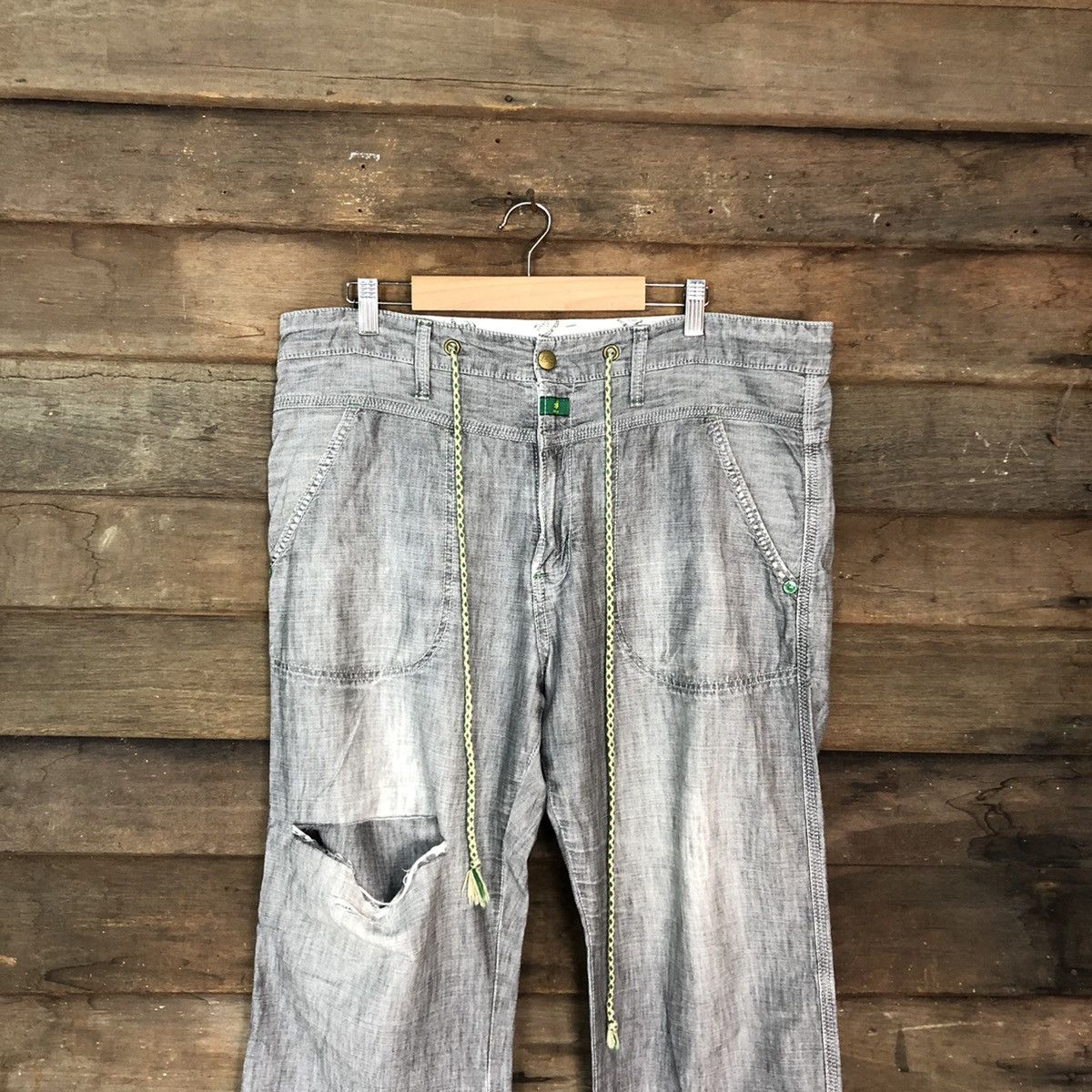 Edwin Edwin Black Distressed Straight Pants #c1234 Size US 35 - 2 Thumbnail