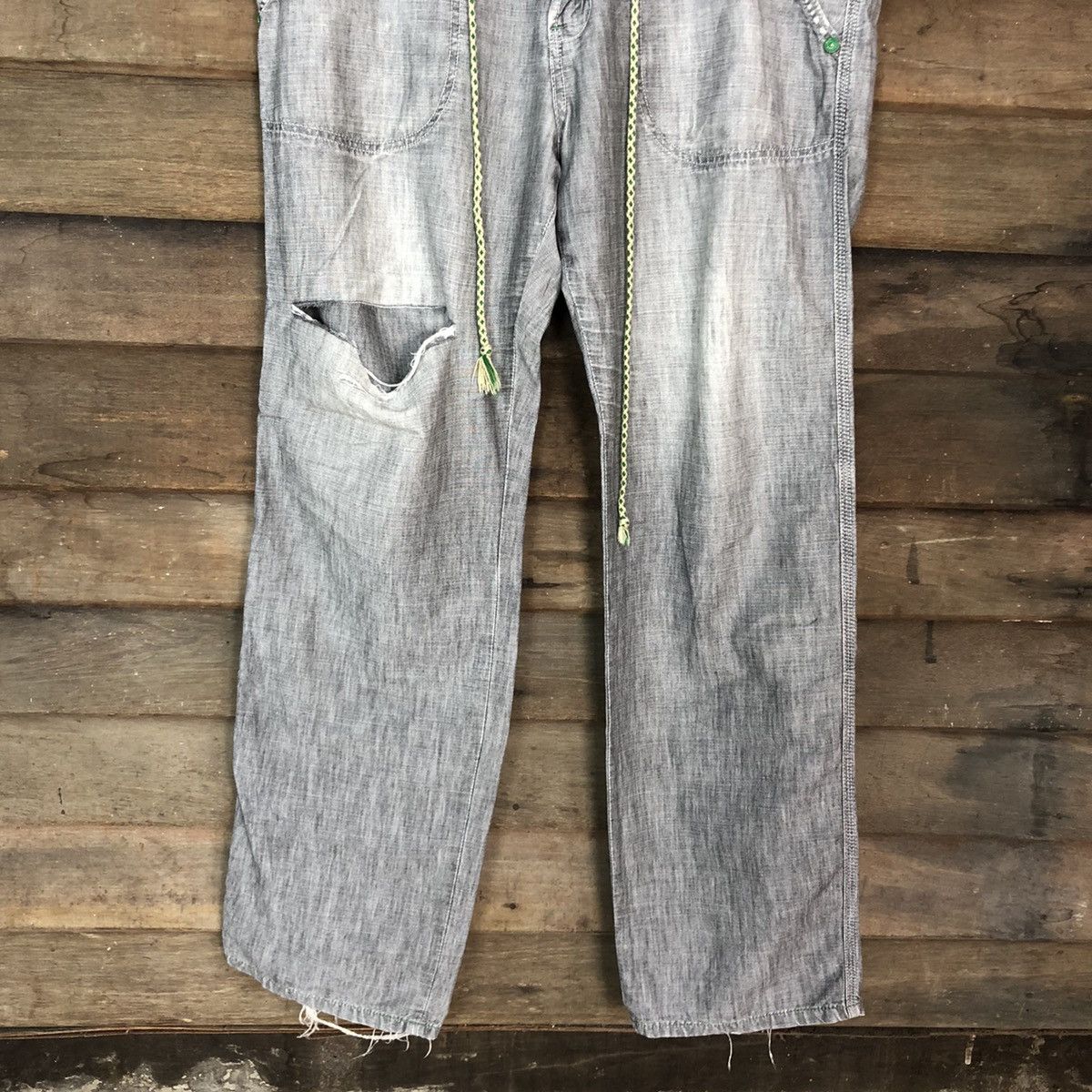 Edwin Edwin Black Distressed Straight Pants #c1234 Size US 35 - 3 Thumbnail