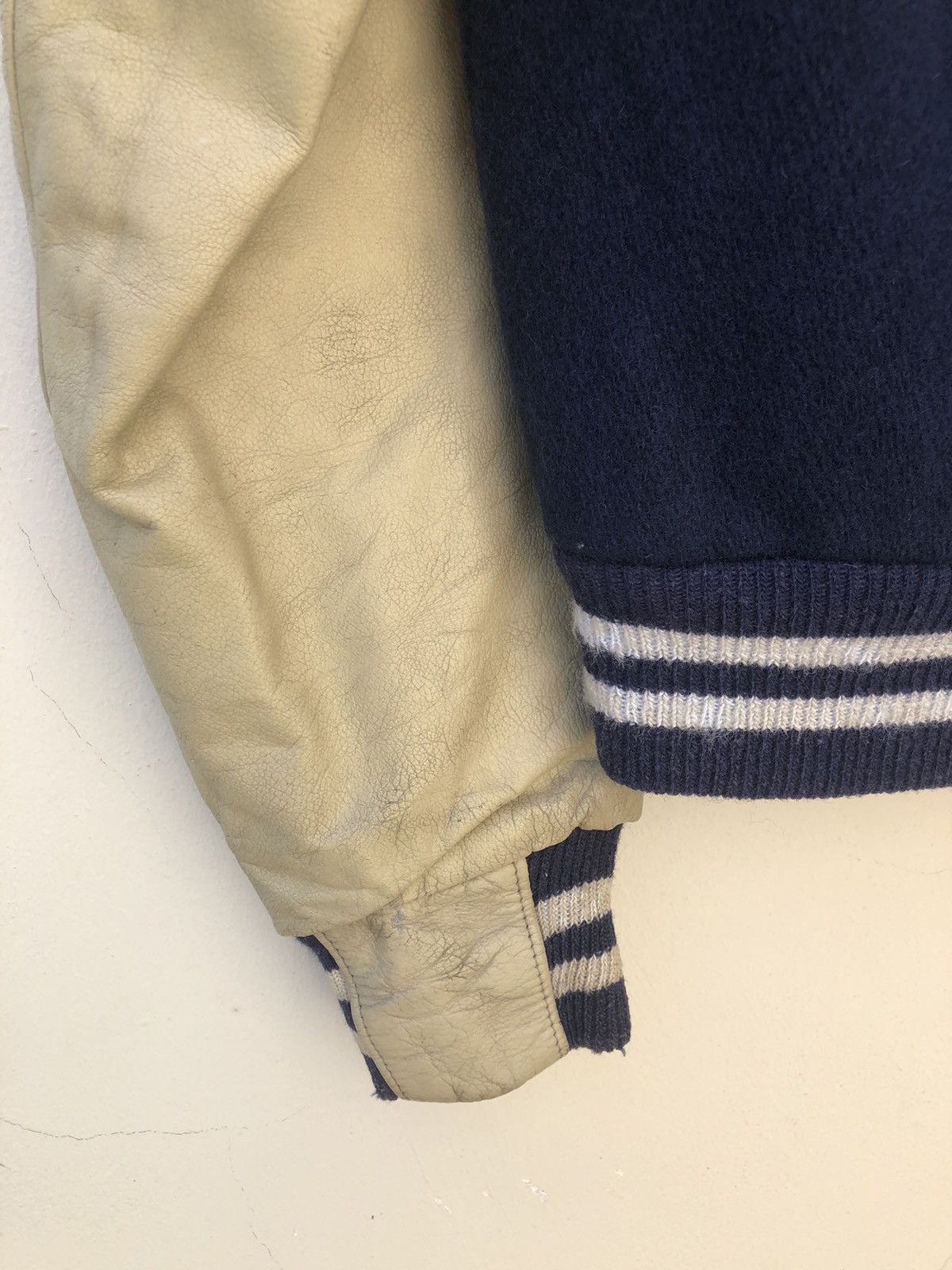 Golden Bear Vintage 1995 Golden Bear Distressed Varsity Jacket Size US M / EU 48-50 / 2 - 14 Thumbnail