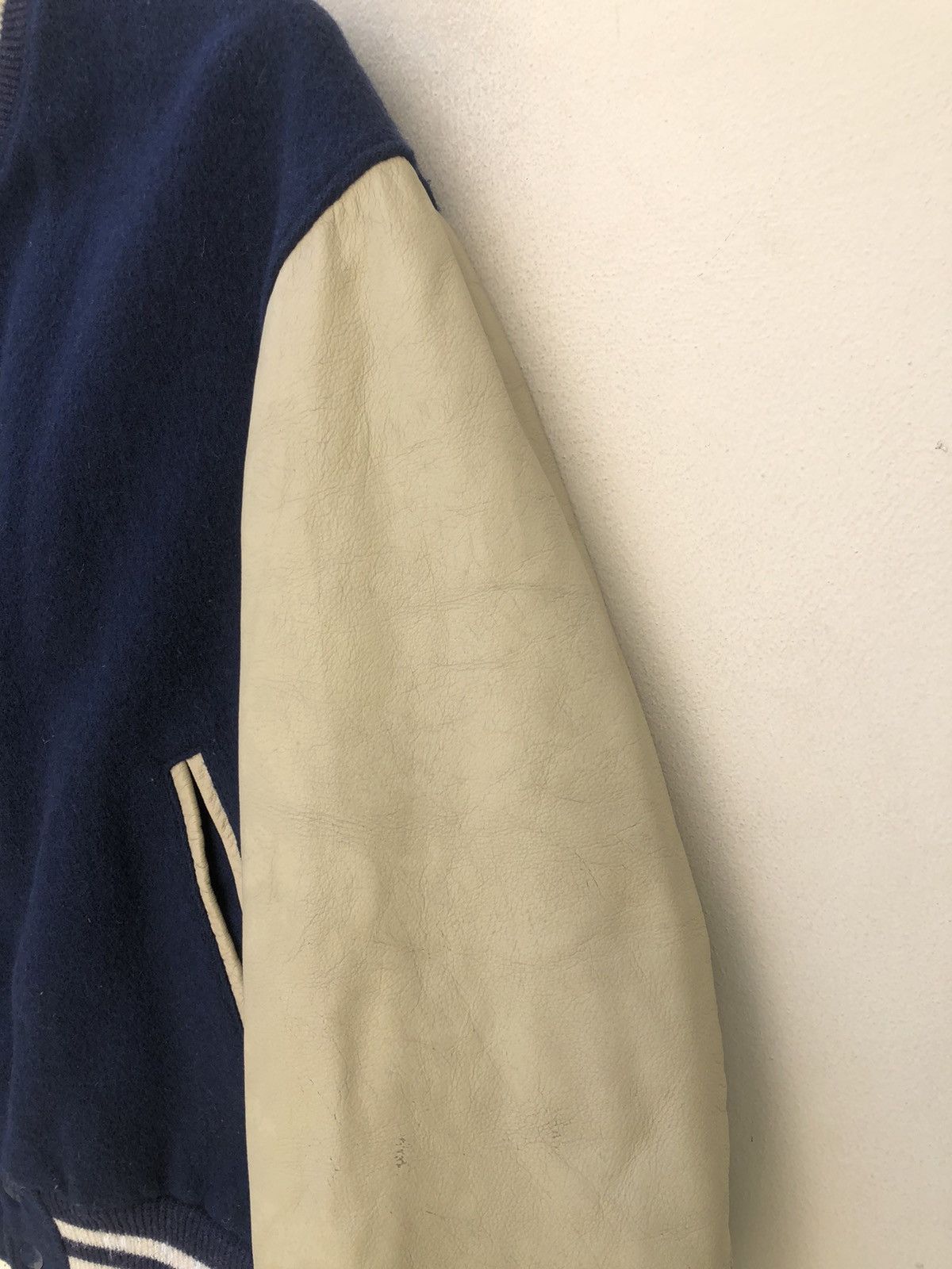 Golden Bear Vintage 1995 Golden Bear Distressed Varsity Jacket Size US M / EU 48-50 / 2 - 10 Thumbnail