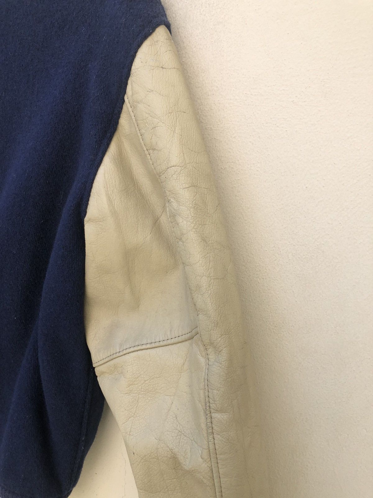 Golden Bear Vintage 1995 Golden Bear Distressed Varsity Jacket Size US M / EU 48-50 / 2 - 17 Thumbnail