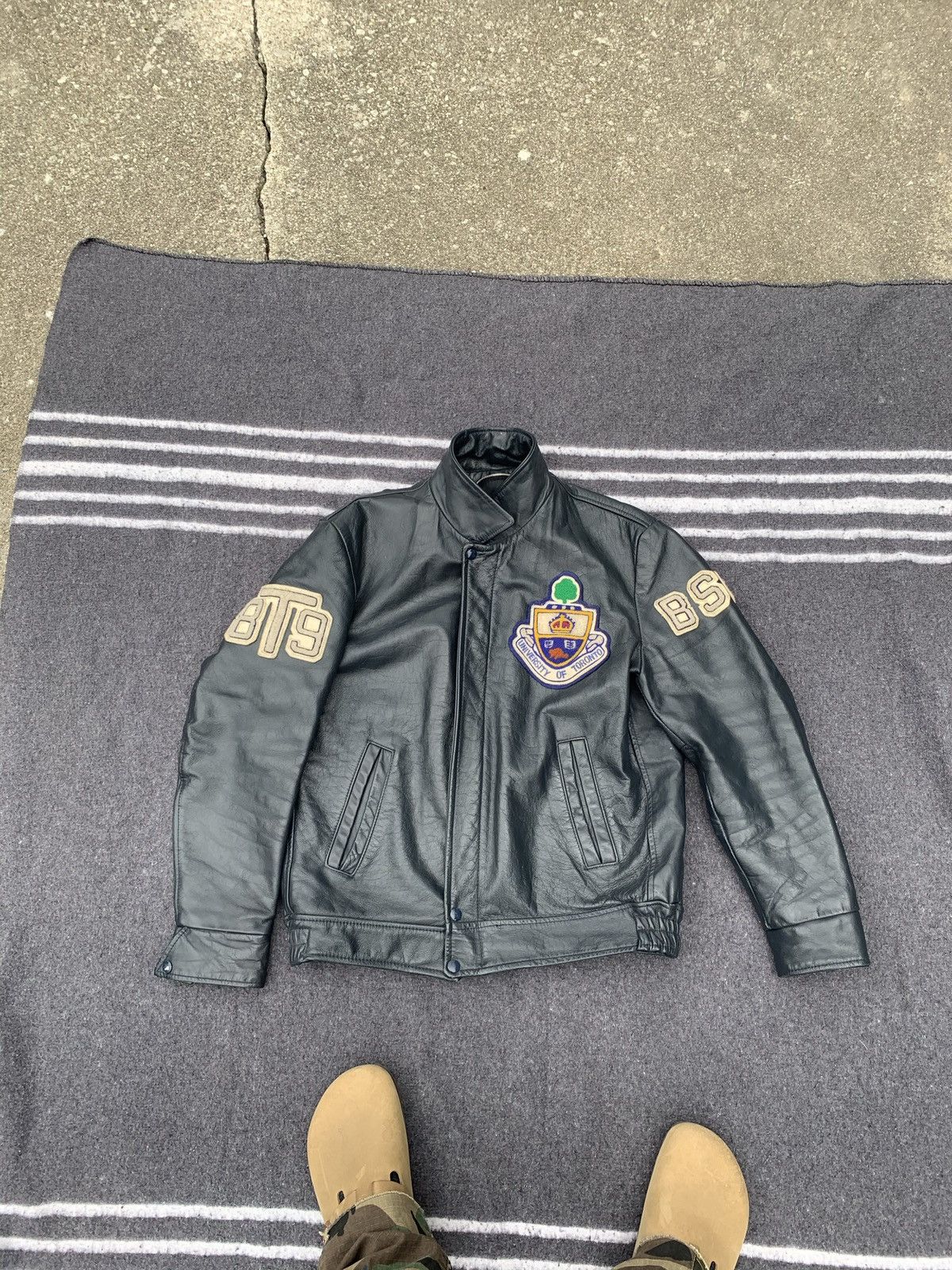 Vintage Toronto University Bomber Size US M / EU 48-50 / 2 - 5 Thumbnail