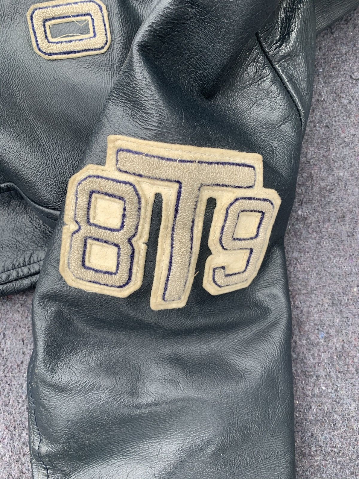 Vintage Toronto University Bomber Size US M / EU 48-50 / 2 - 8 Thumbnail