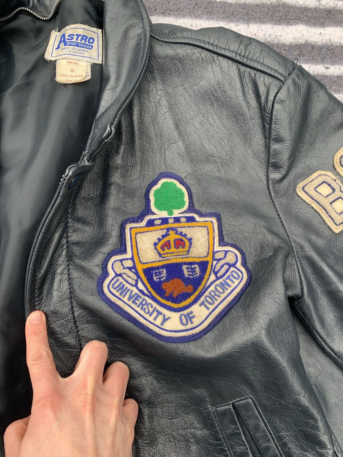 Vintage Toronto University Bomber Size US M / EU 48-50 / 2 - 7 Thumbnail
