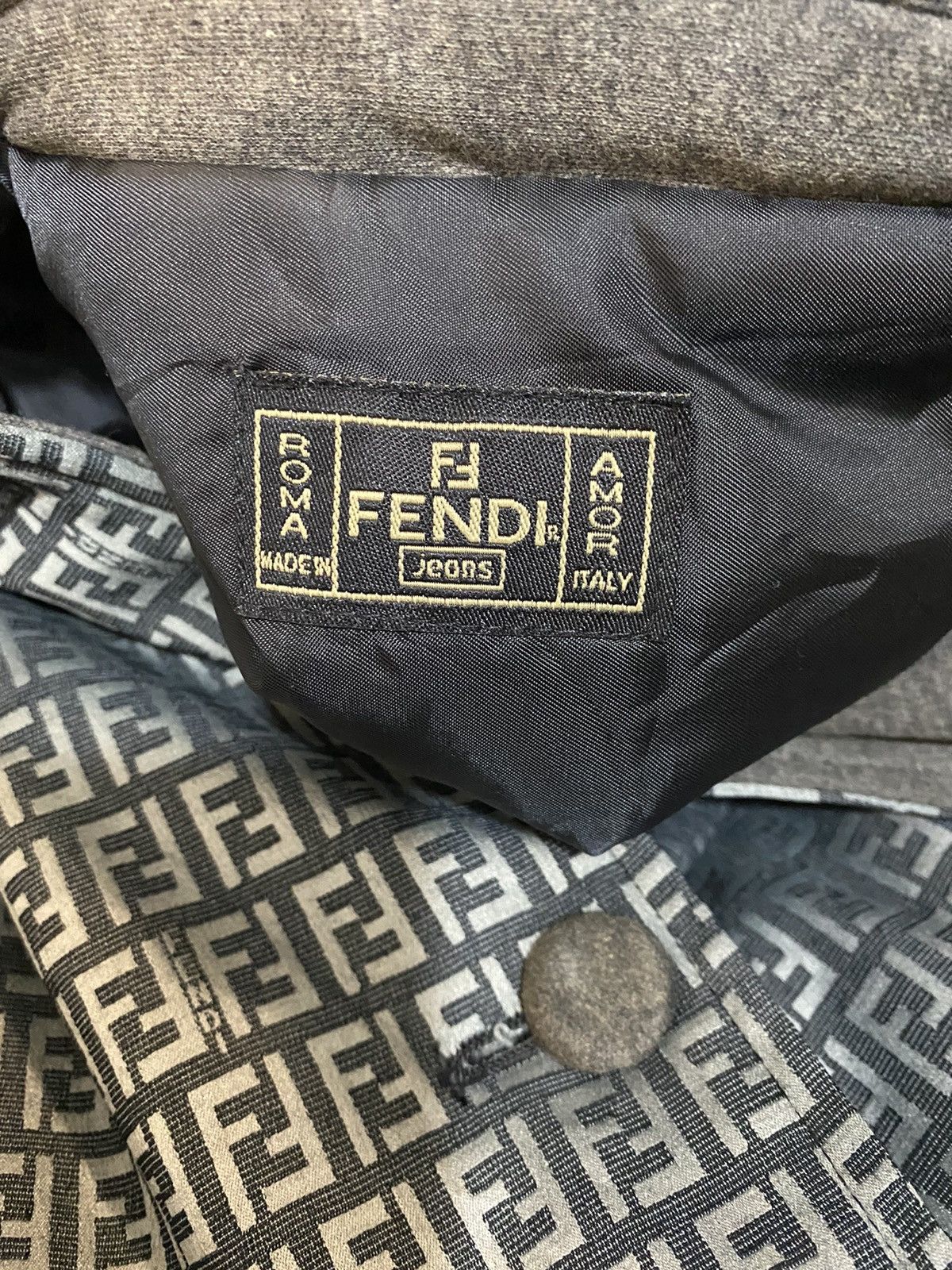 Fendi Vintage Fendi Jeans Monogram Button Up Size M / US 6-8 / IT 42-44 - 8 Thumbnail