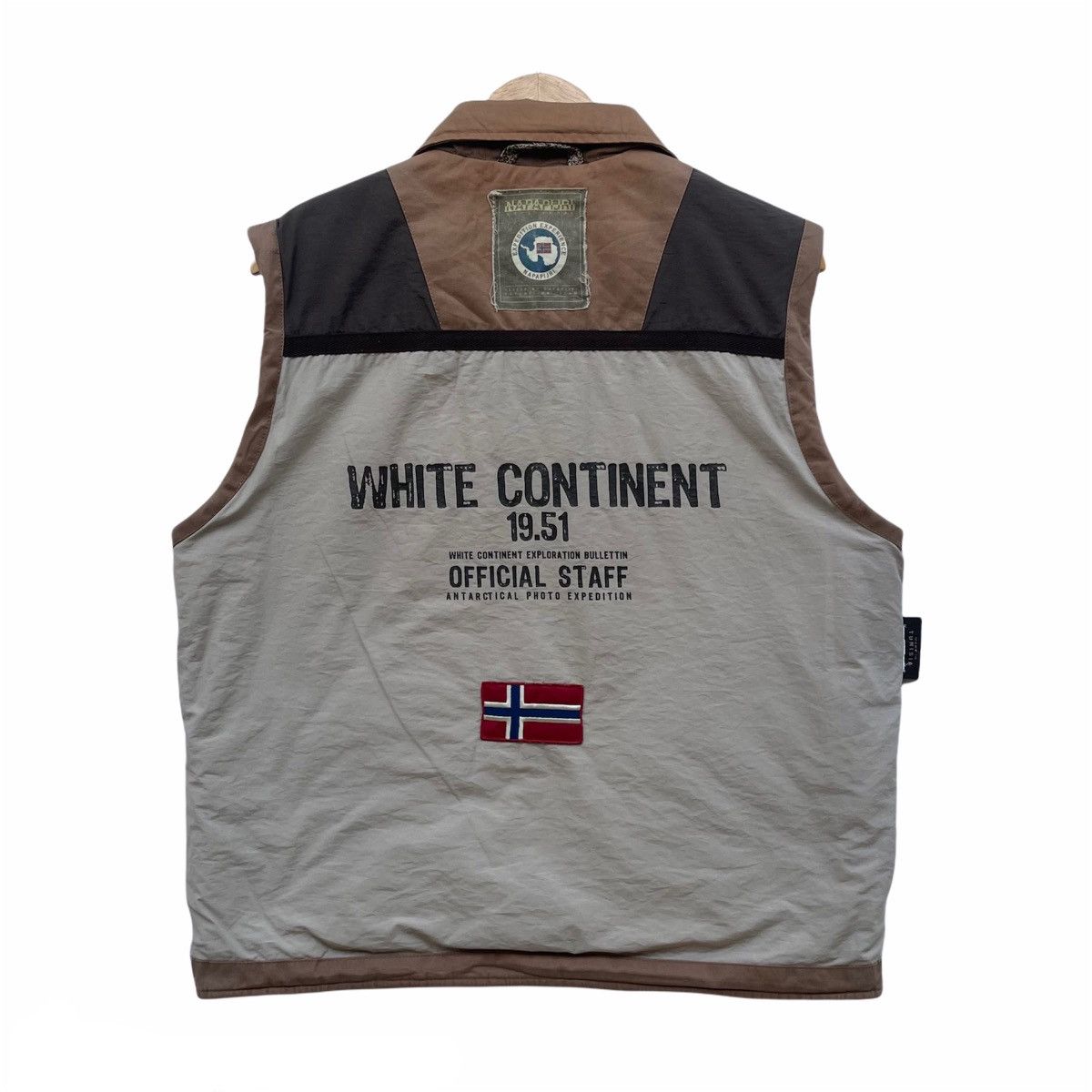Napapijri Napapijri Continent Patchwork Reversible Outdoor Vest Size US M / EU 48-50 / 2 - 2 Thumbnail