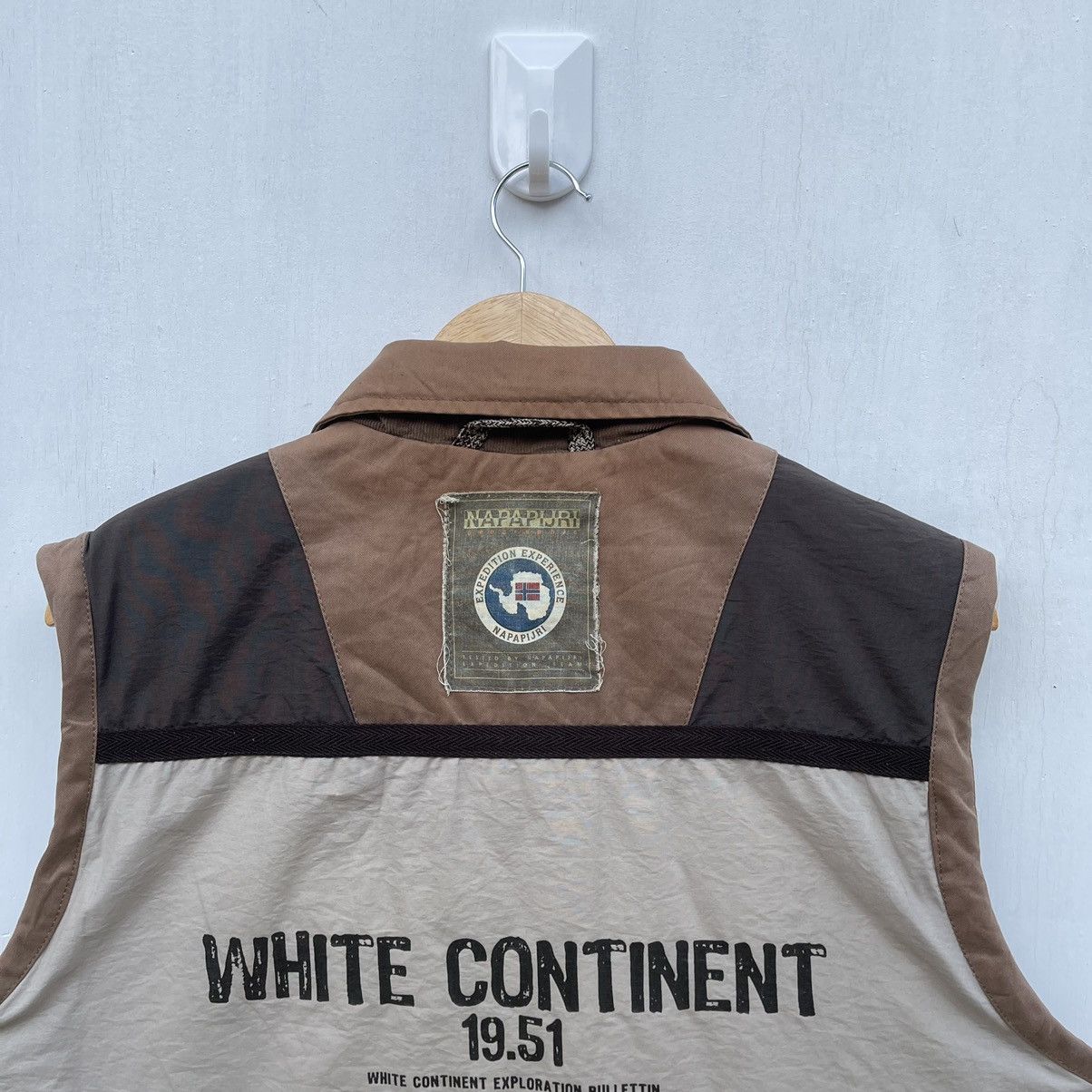 Napapijri Napapijri Continent Patchwork Reversible Outdoor Vest Size US M / EU 48-50 / 2 - 15 Thumbnail