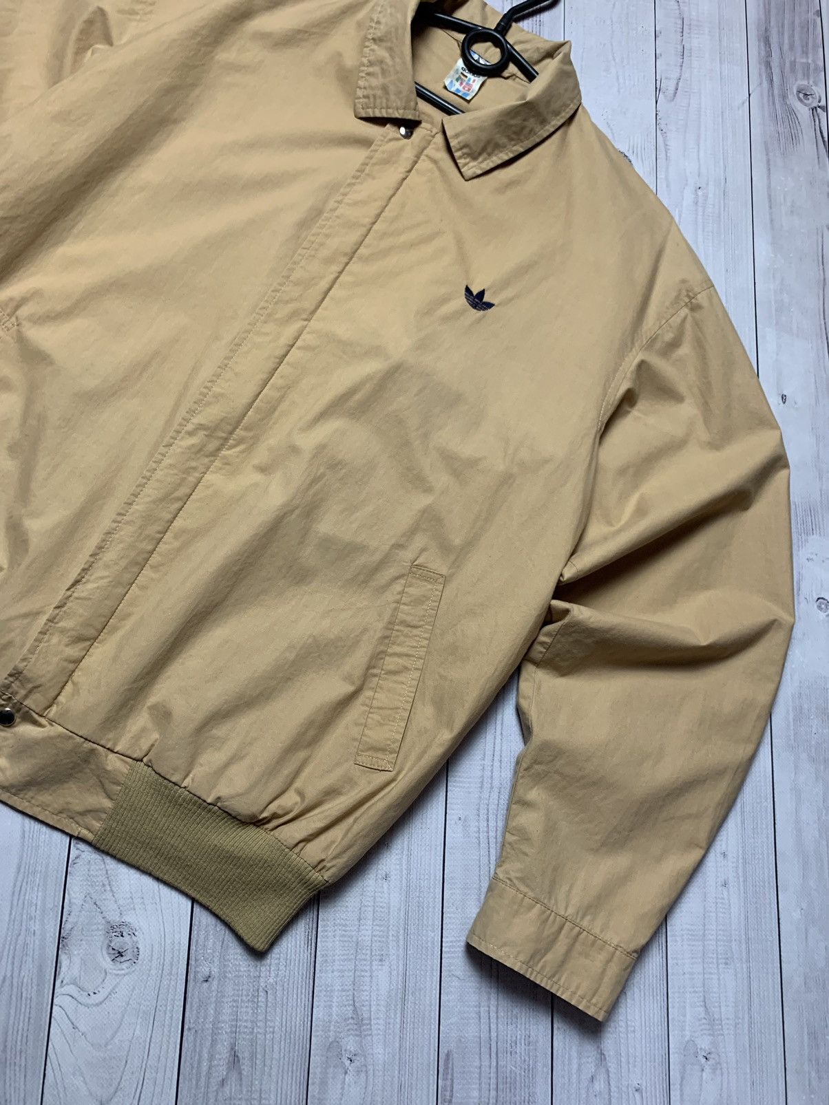 Vintage adidas light jacket bomber heritage size L