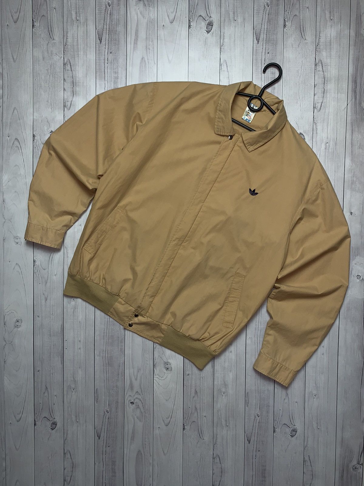 Vintage adidas light jacket bomber heritage size L