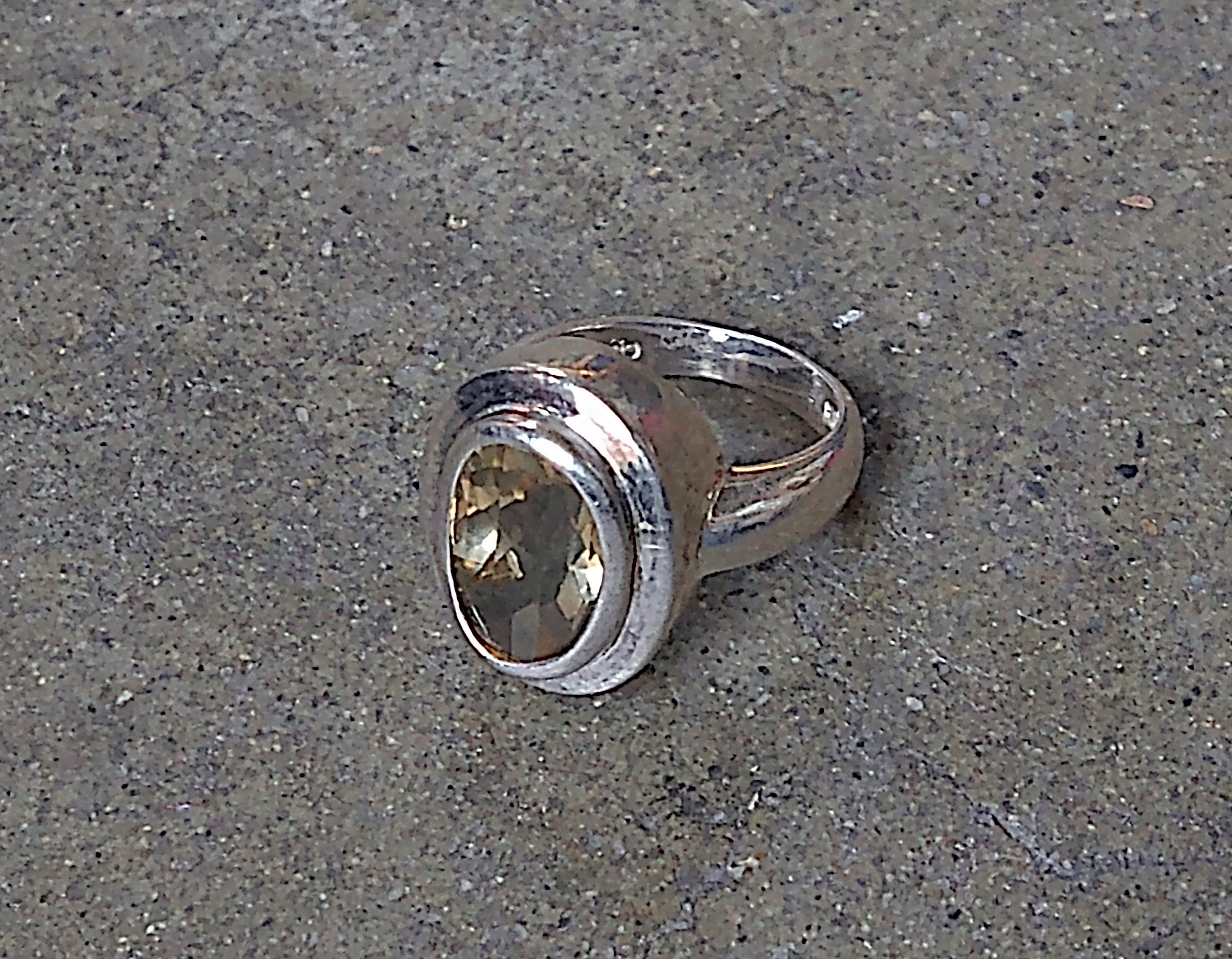 Jewelry × Sterling Silver × Vintage Sterling Silver Ring Size 7 Modern Citrine Oval Faceted 7.1g Size ONE SIZE - 2 Thumbnail