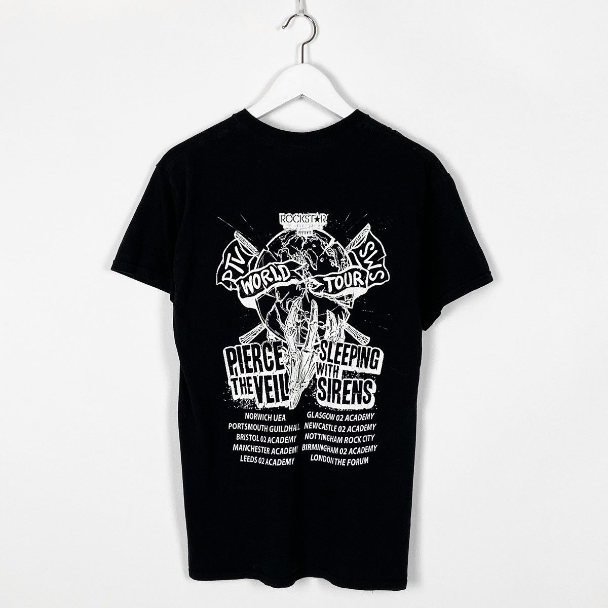 Band Tees Vintage Y2K Pierce the Veil Sleeping with Sirens Tour tee Size US M / EU 48-50 / 2 - 2 Thumbnail