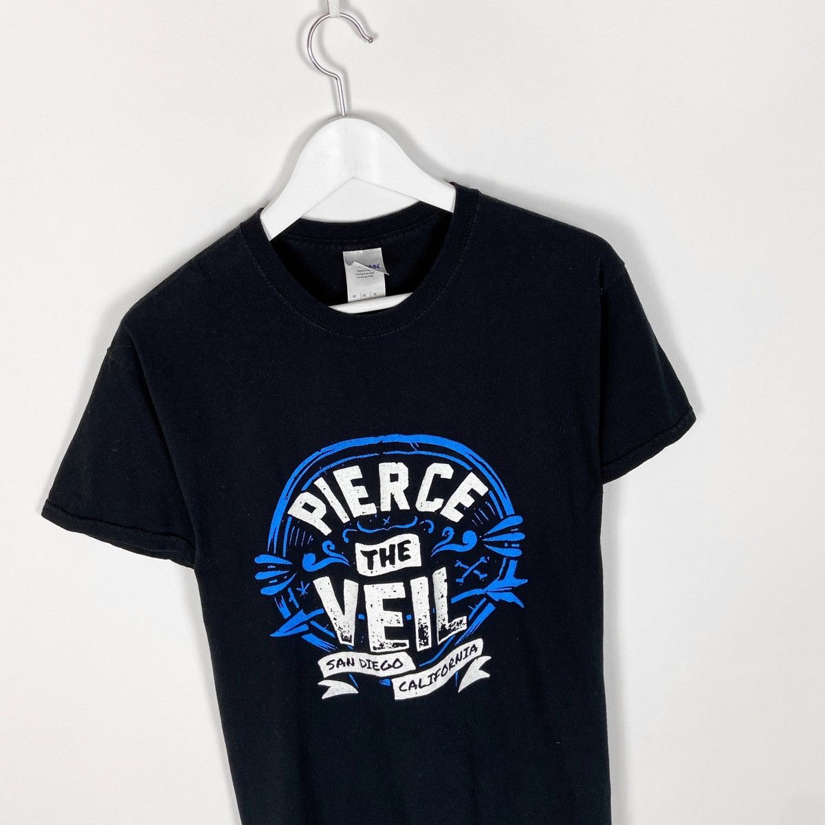Band Tees Vintage Y2K Pierce the Veil Sleeping with Sirens Tour tee Size US M / EU 48-50 / 2 - 3 Thumbnail