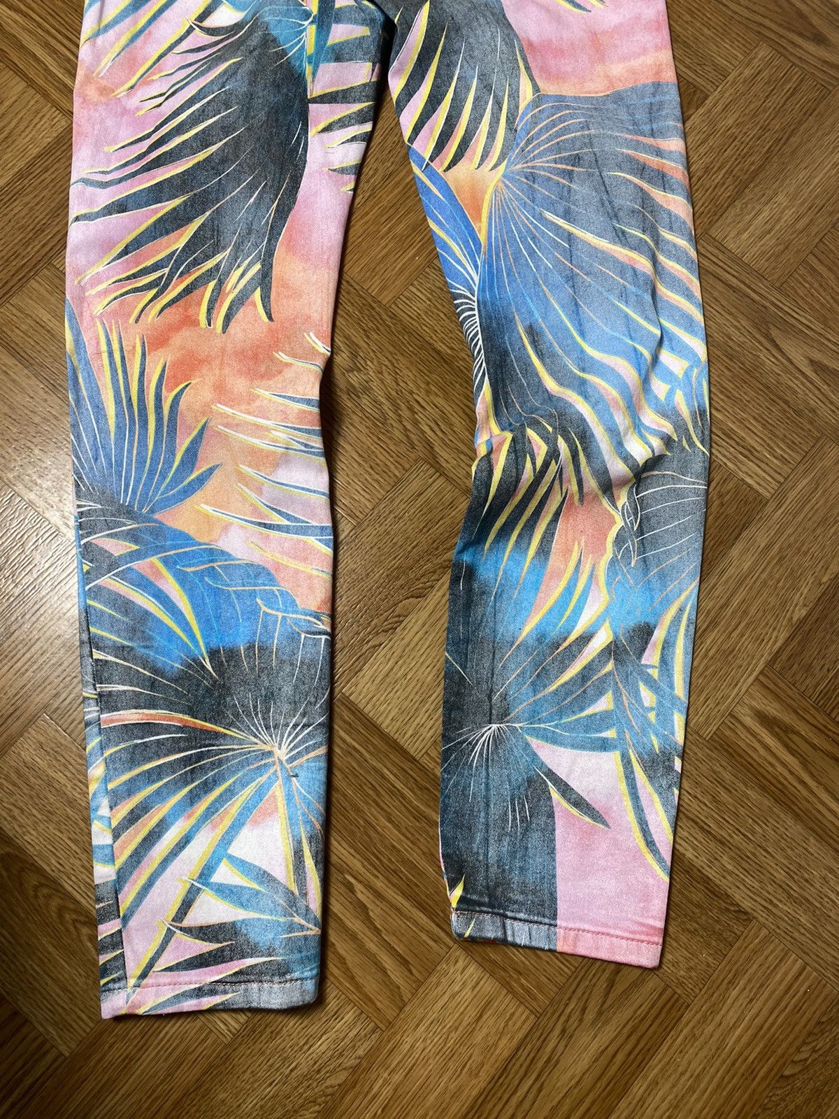 Just Cavalli Just Cavalli all over floral print skinny jeans monogram Size US 31 - 15 Thumbnail