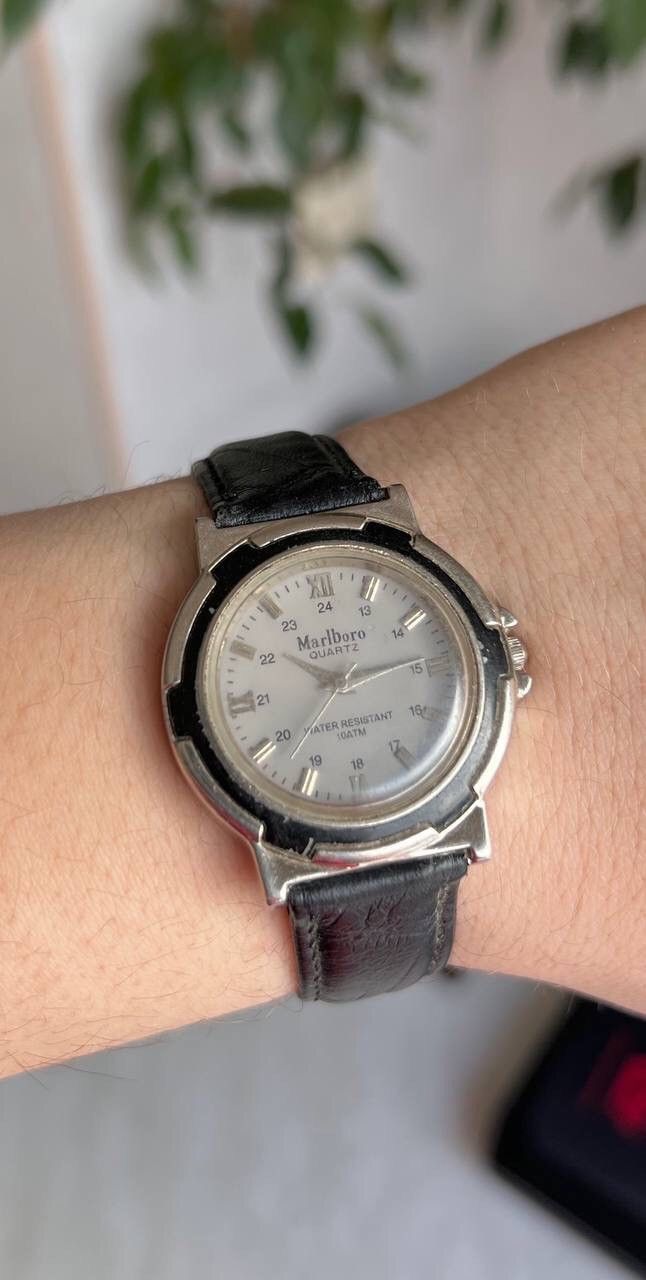marlboro-racing-vintage-90s-marlboro-vintage-watch-racing-black